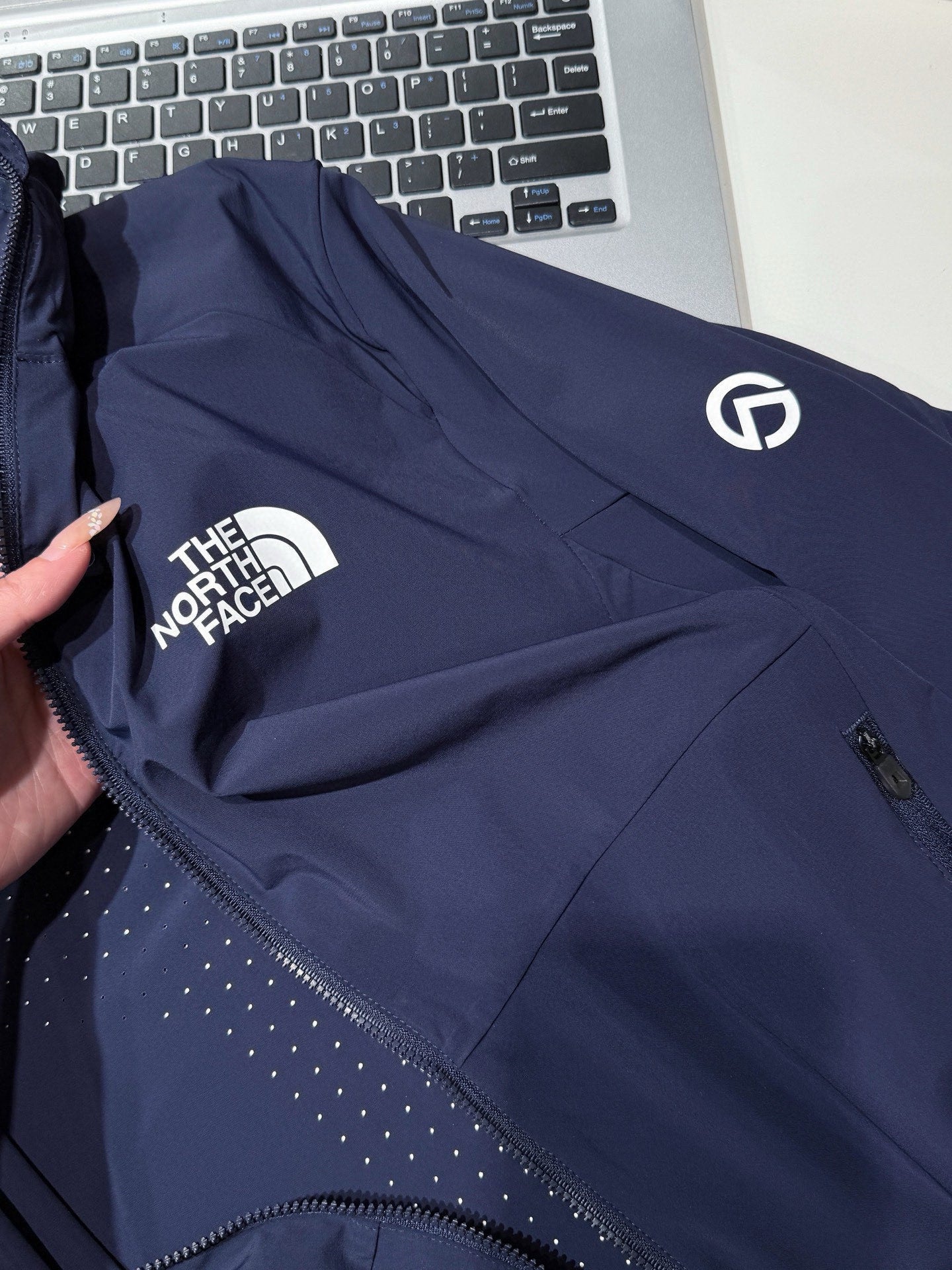 LuxluxHouse Best Quality Clothes The North Face & MLB Coats & Jackets