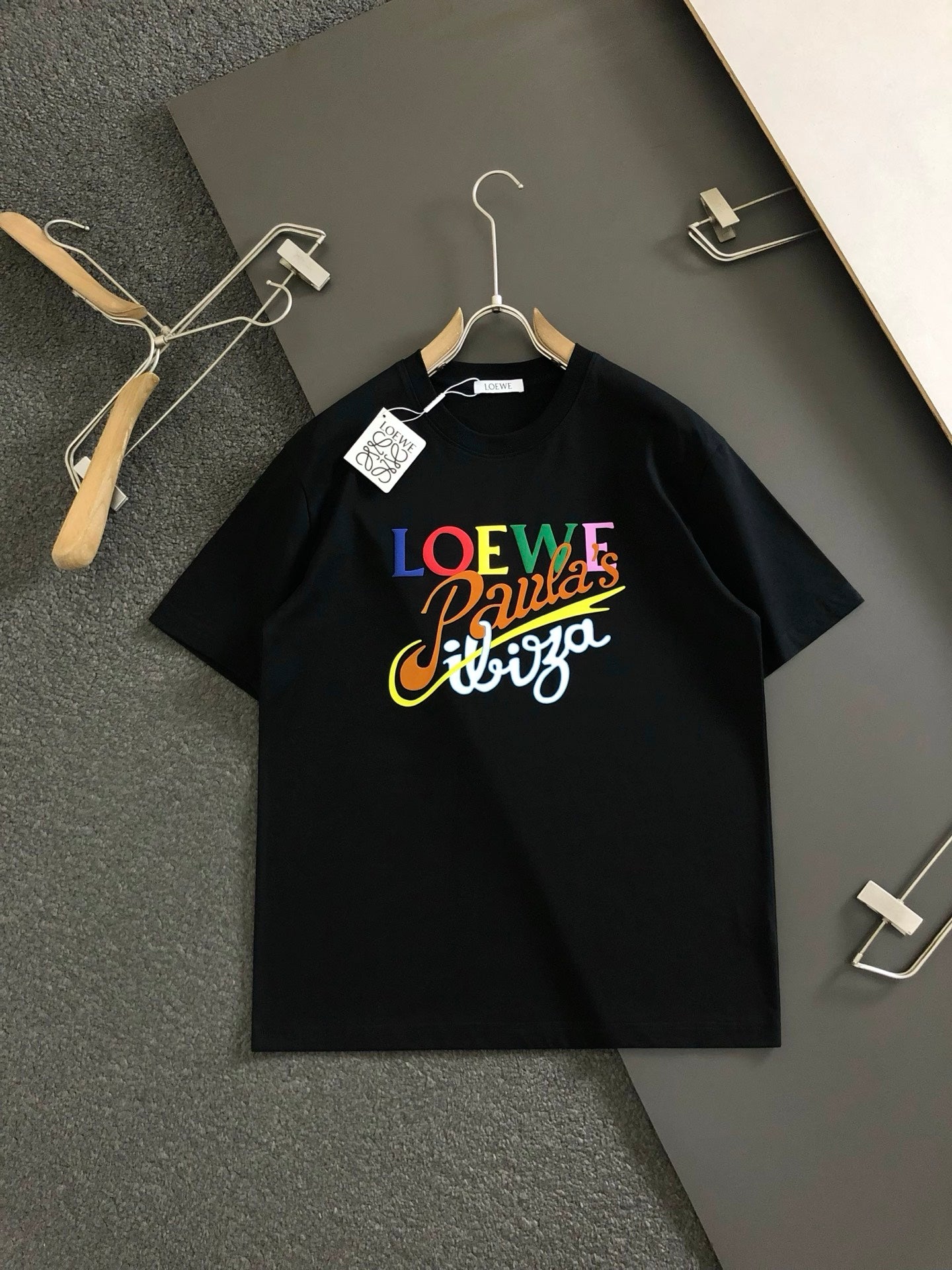 LuxluxHouse Best Quality Clothes T-shirt Loewe
