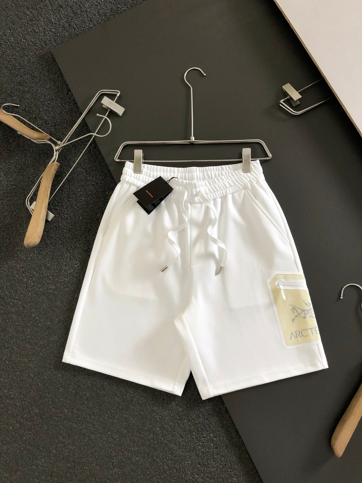 LuxluxHouse Best Quality Clothes T-shirt Arcteryx