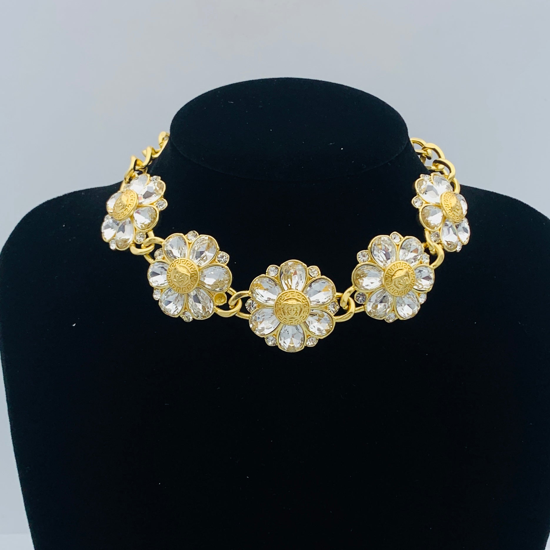 LuxluxHouse Low Price And High Quality Accessories Versace