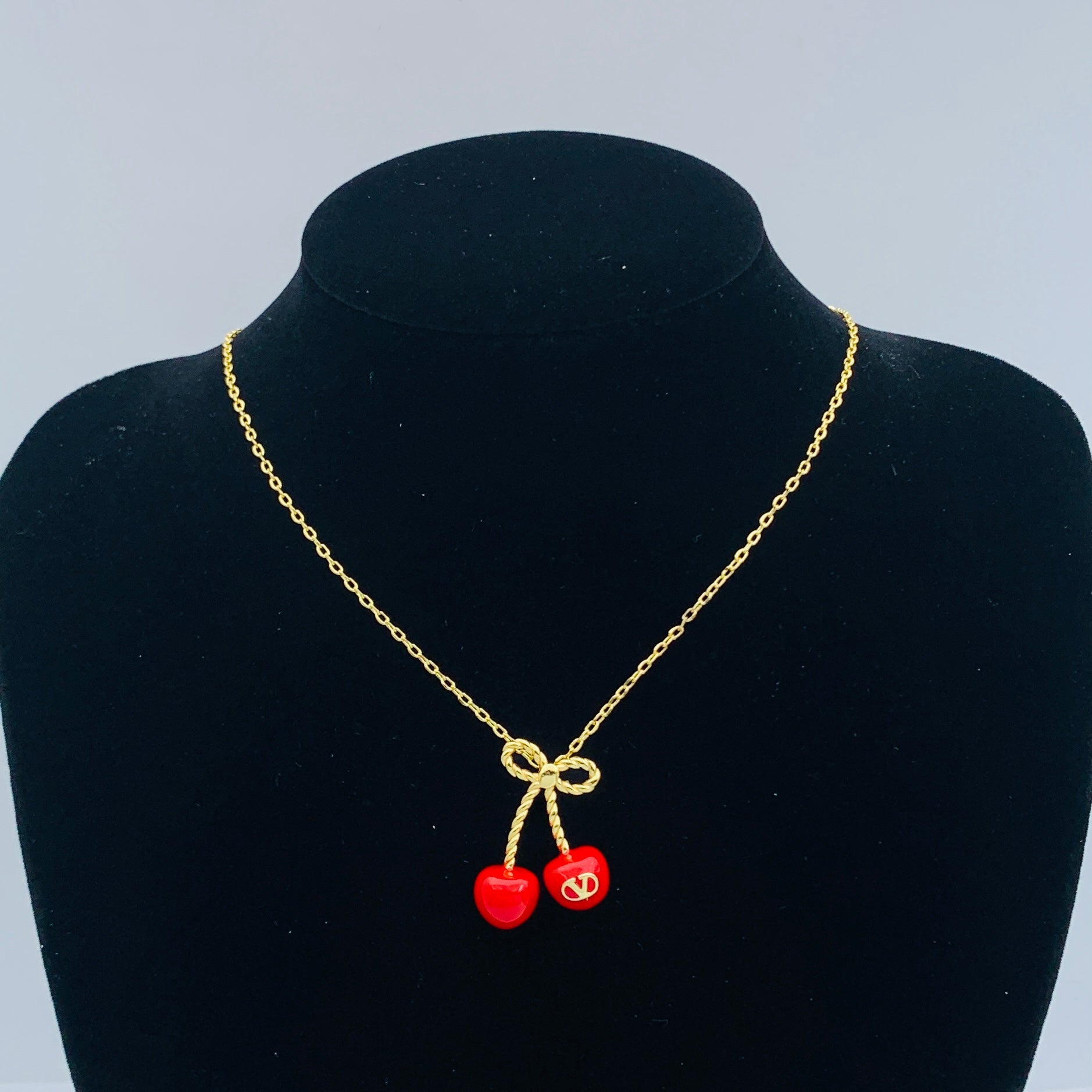 LuxluxHouse Low Price And High Quality Accessories Valentino