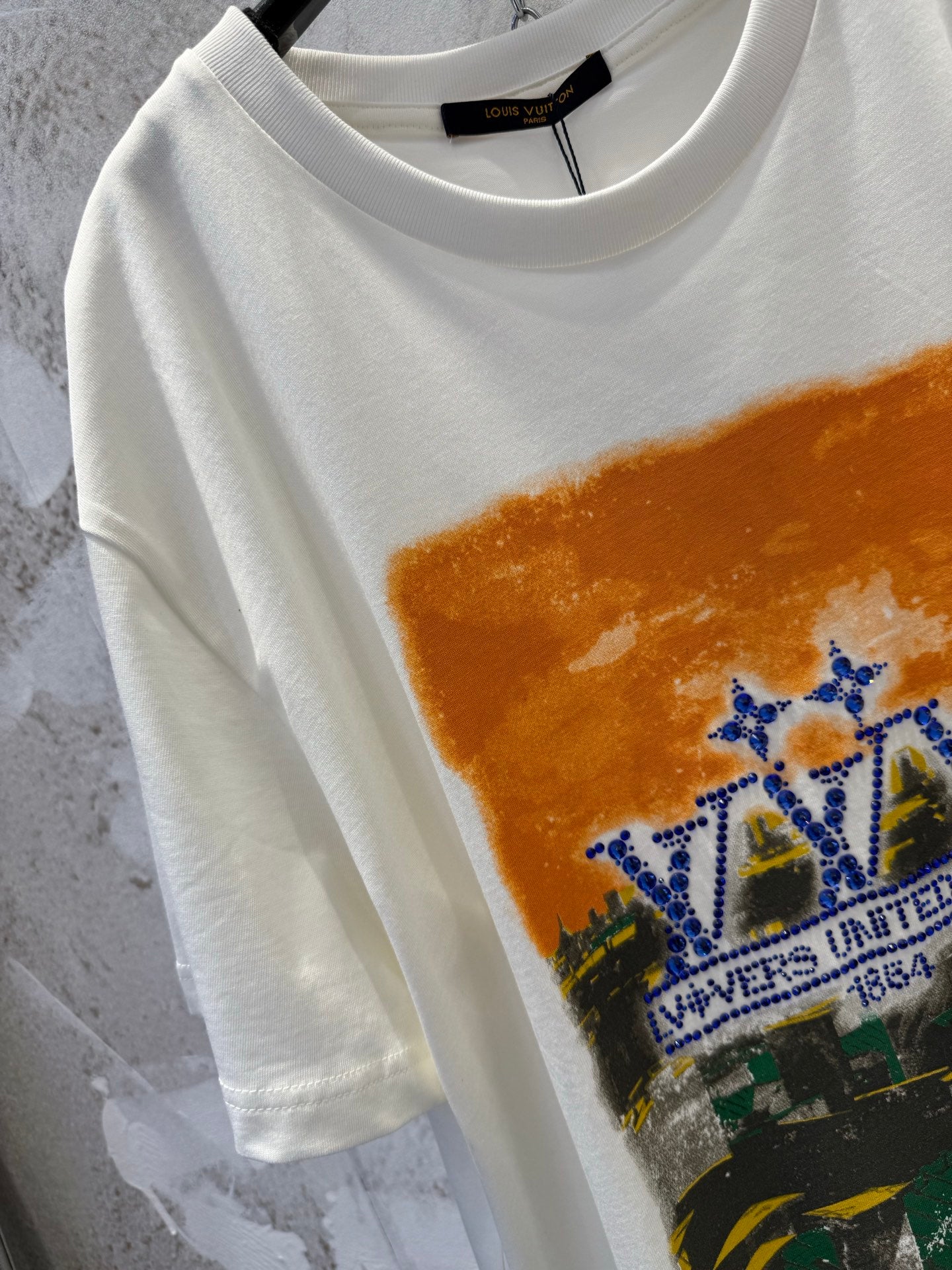 LuxluxHouse Best Quality Clothes T-shirt Louis Vuitton