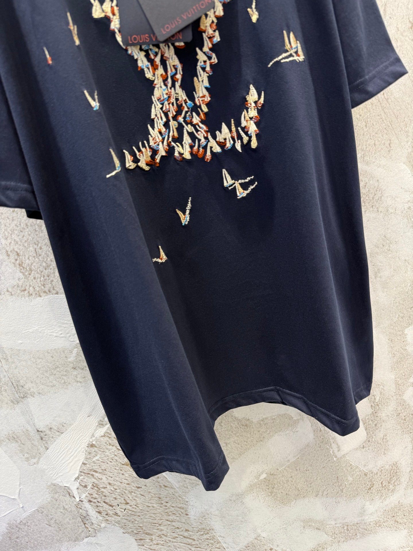 LuxluxHouse Best Quality Clothes T-shirt Louis Vuitton