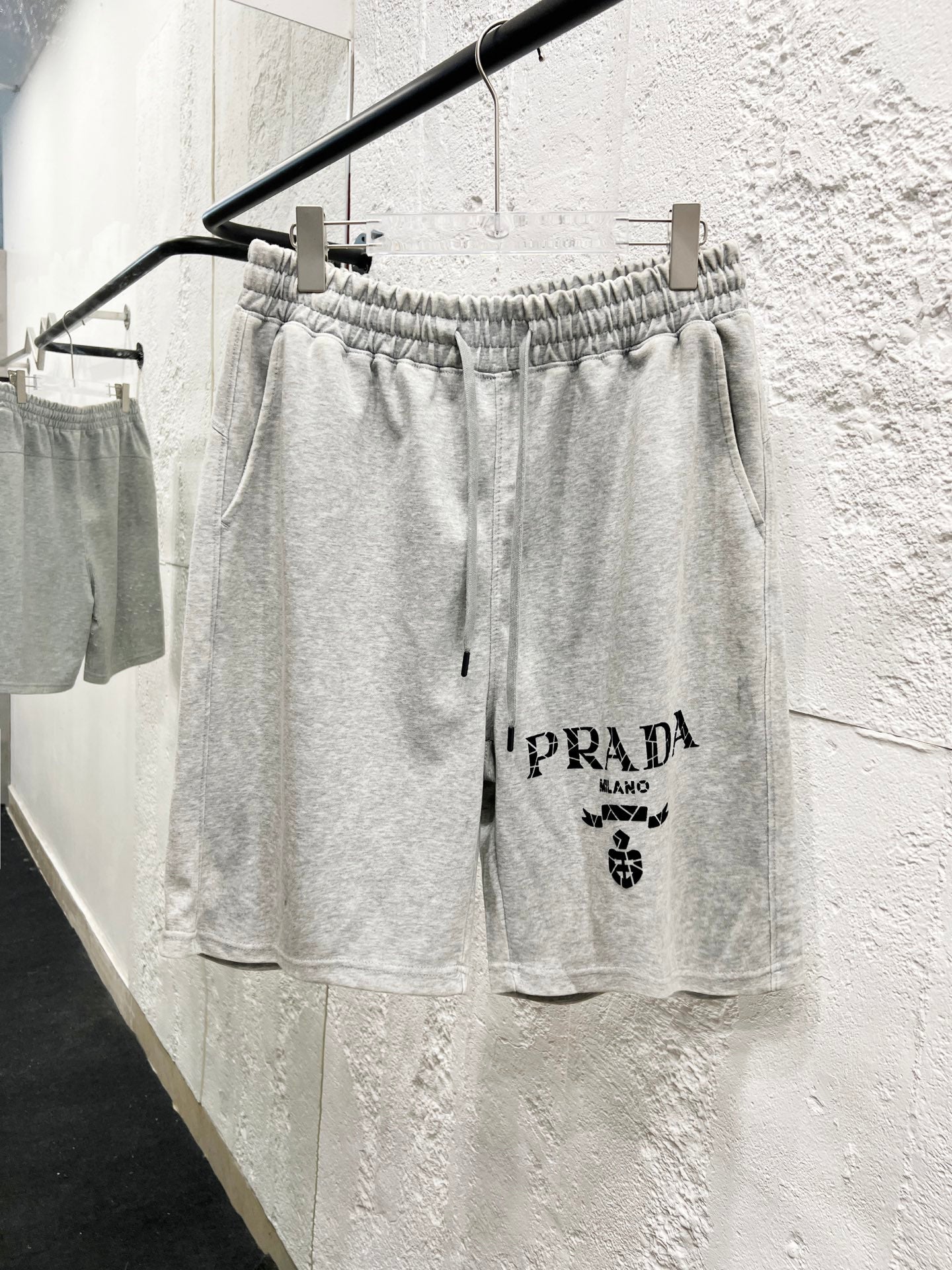 LuxluxHouse Best Quality Clothes Pants Prada