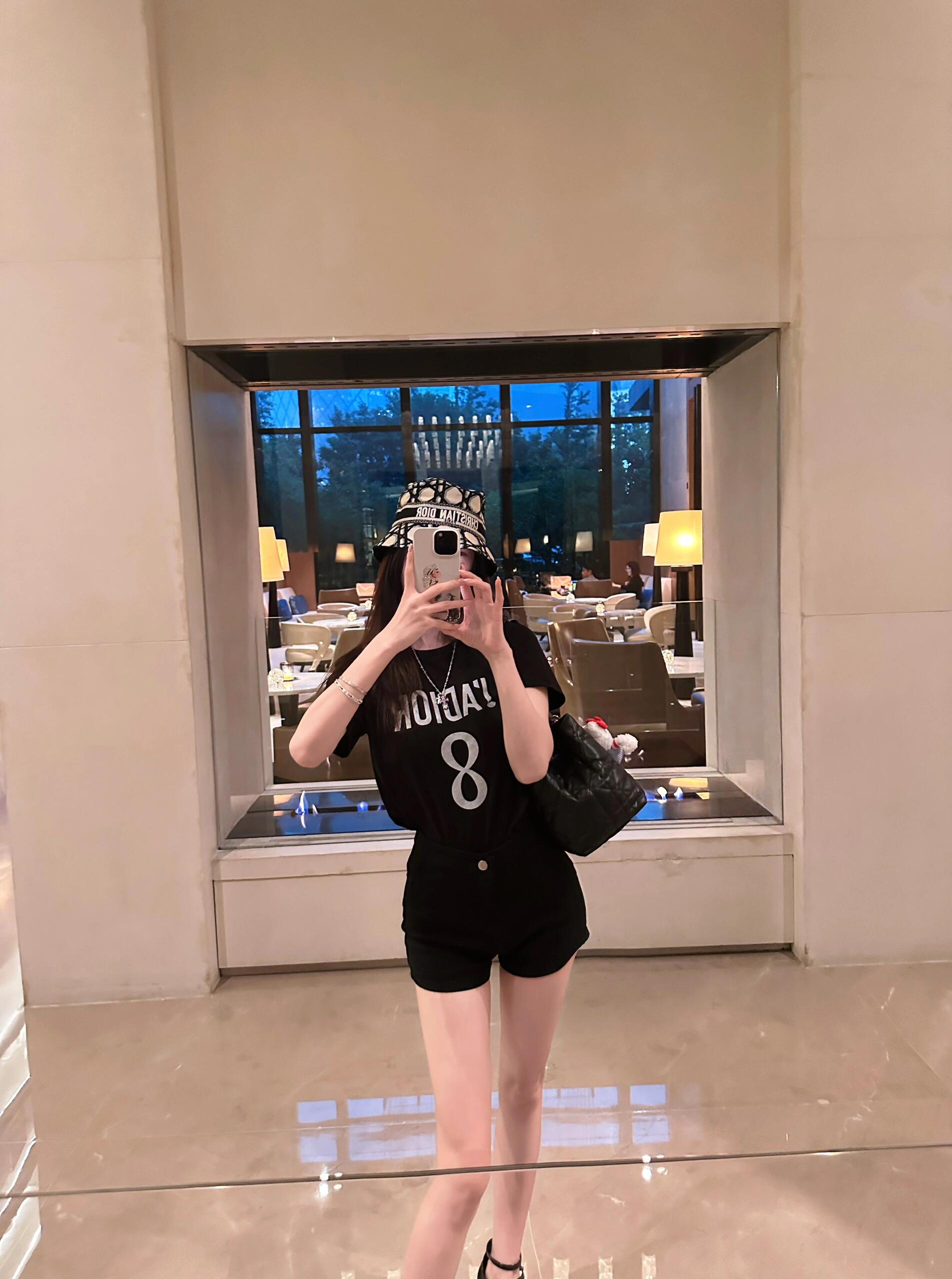 LuxluxHouse Best Quality Clothes T-shirt Dior