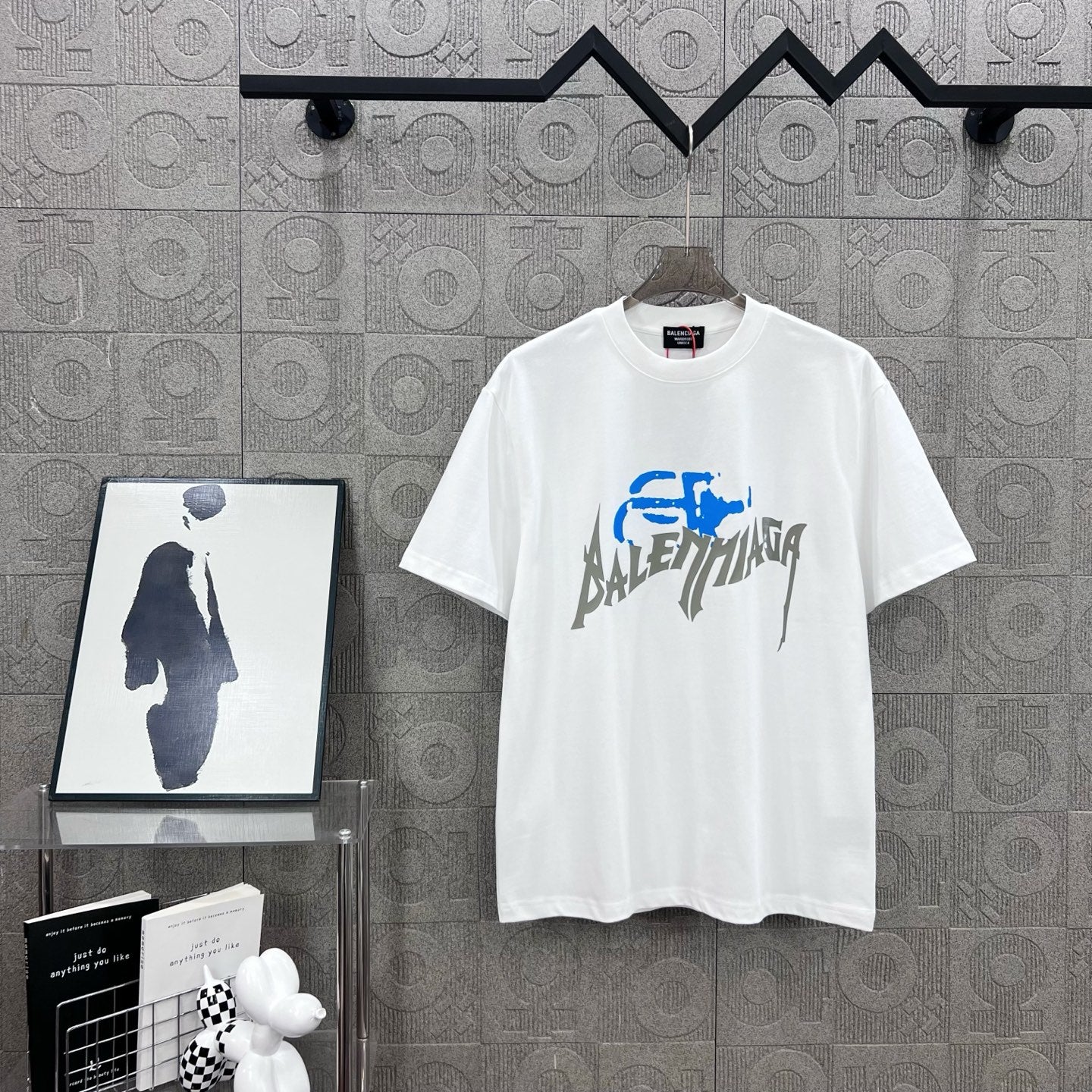 LuxluxHouse Best Quality Clothes Balenciaga T-shirt