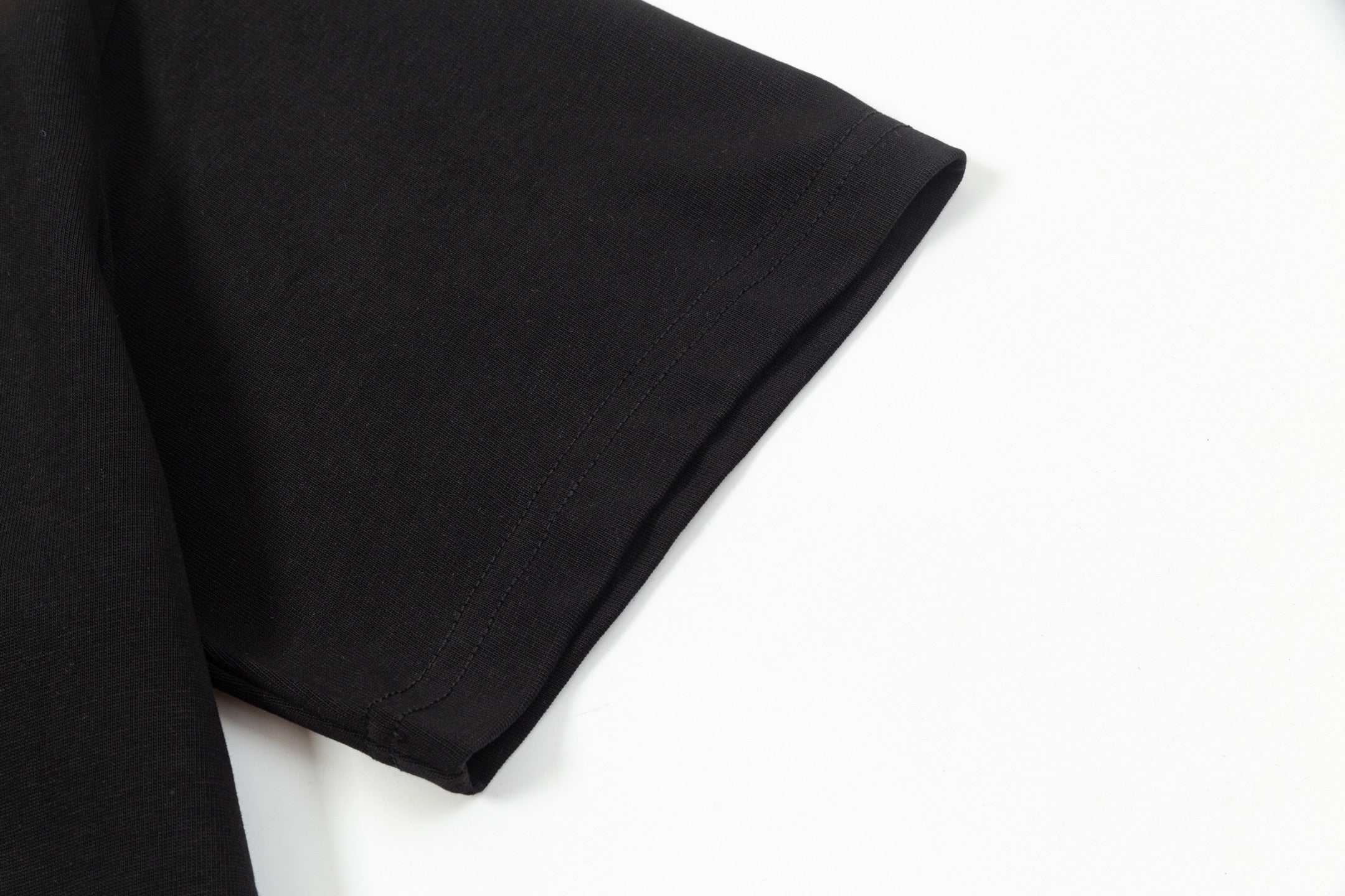 LuxluxHouse Best Quality Clothes T-shirt Prada