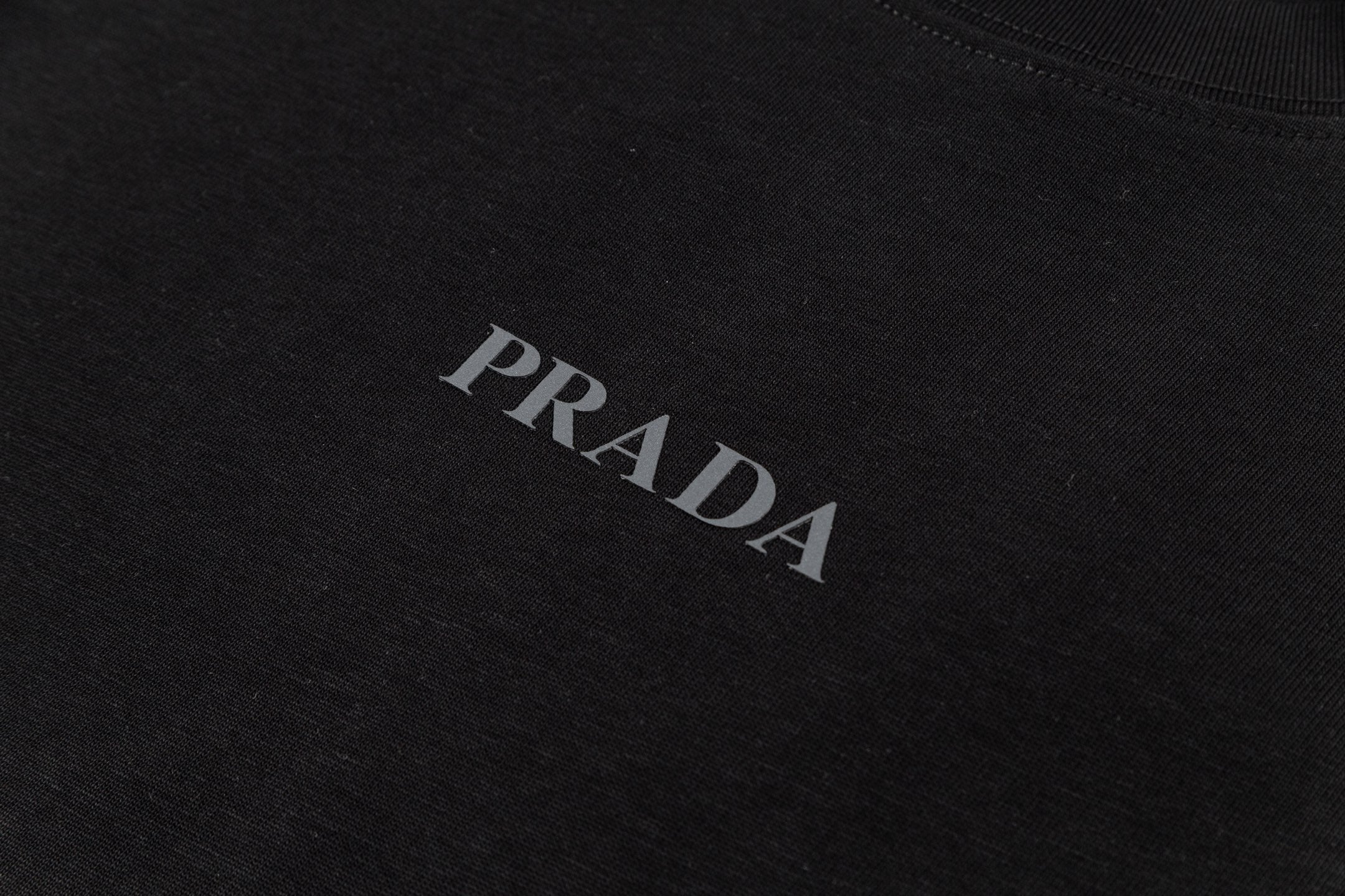 LuxluxHouse Best Quality Clothes T-shirt Prada