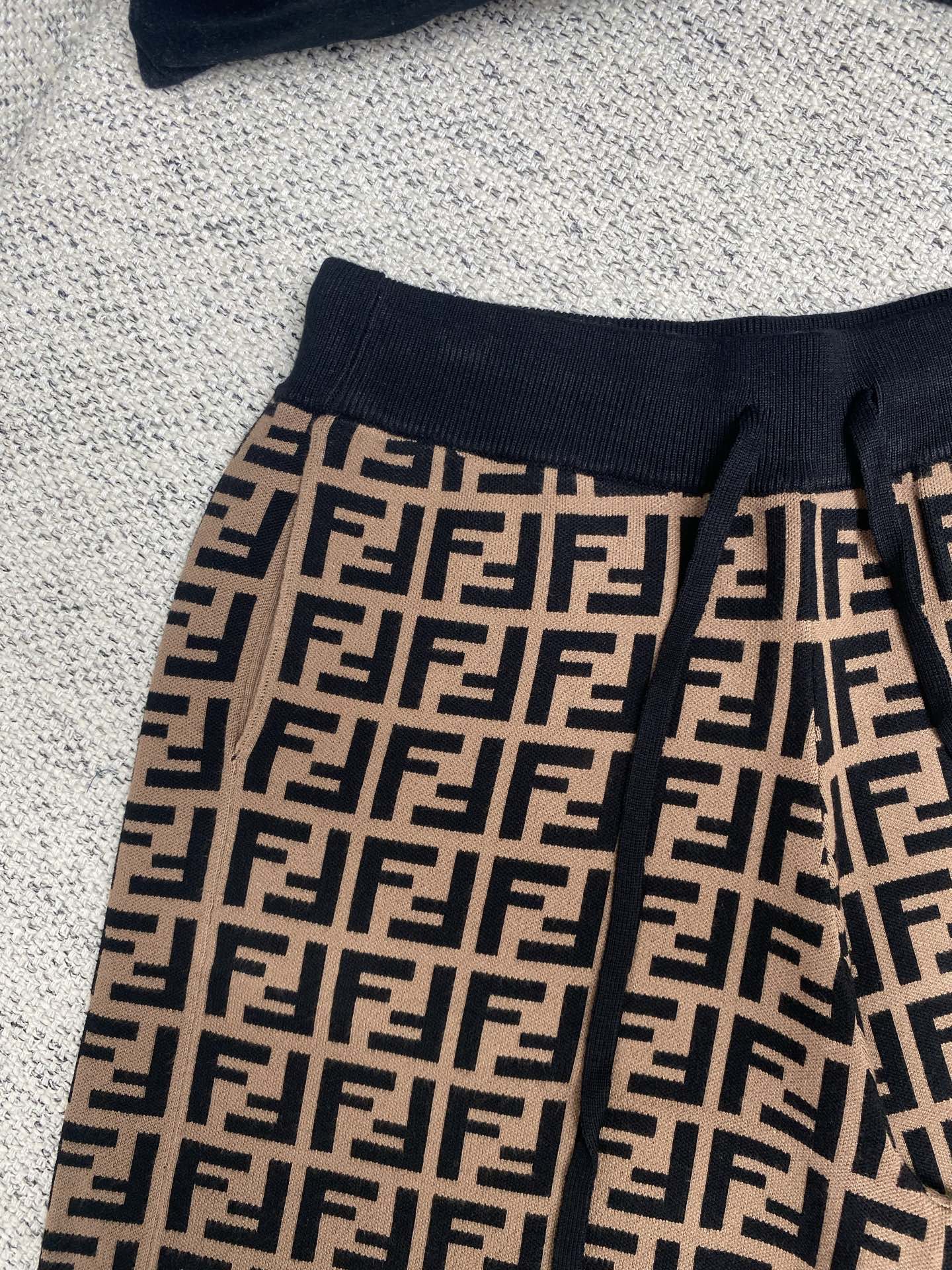 LuxluxHouse Best Quality Clothes Fendi Pants