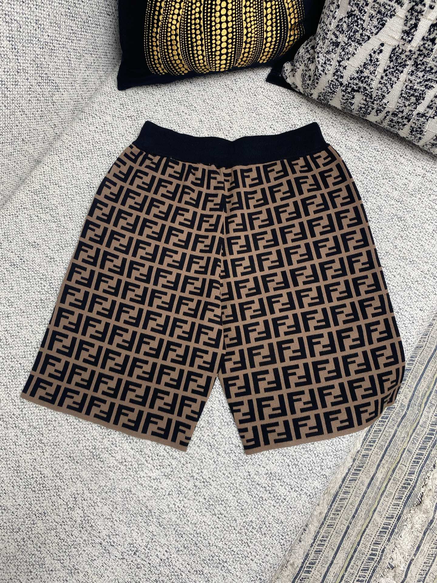 LuxluxHouse Best Quality Clothes Fendi Pants