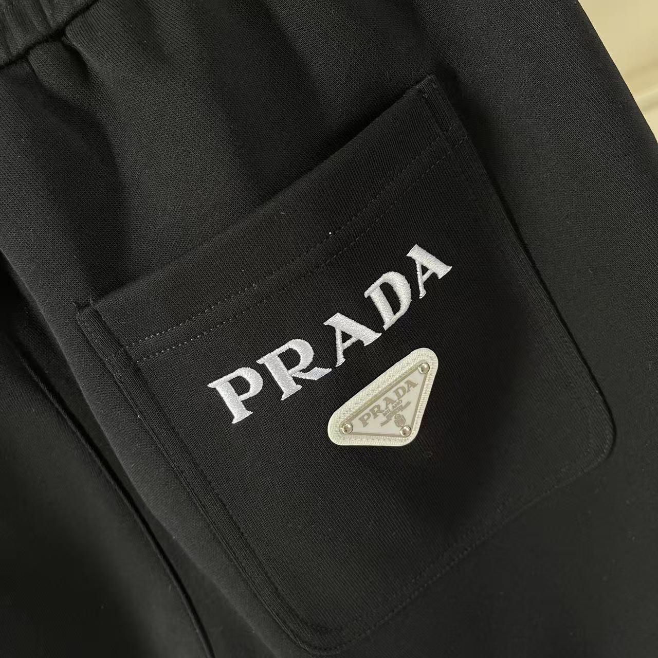 LuxluxHouse Best Quality Clothes Pants Prada