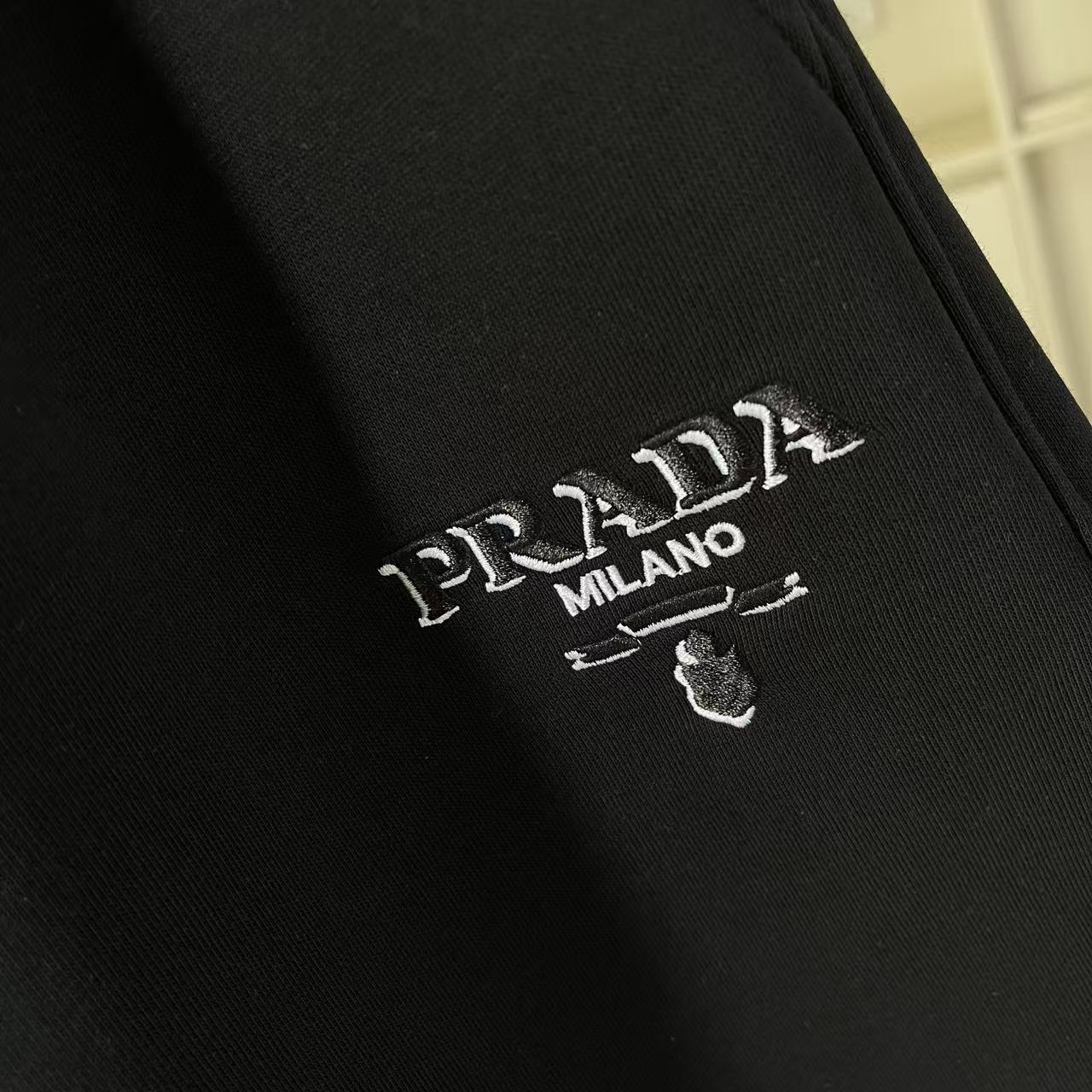 LuxluxHouse Best Quality Clothes Pants Prada