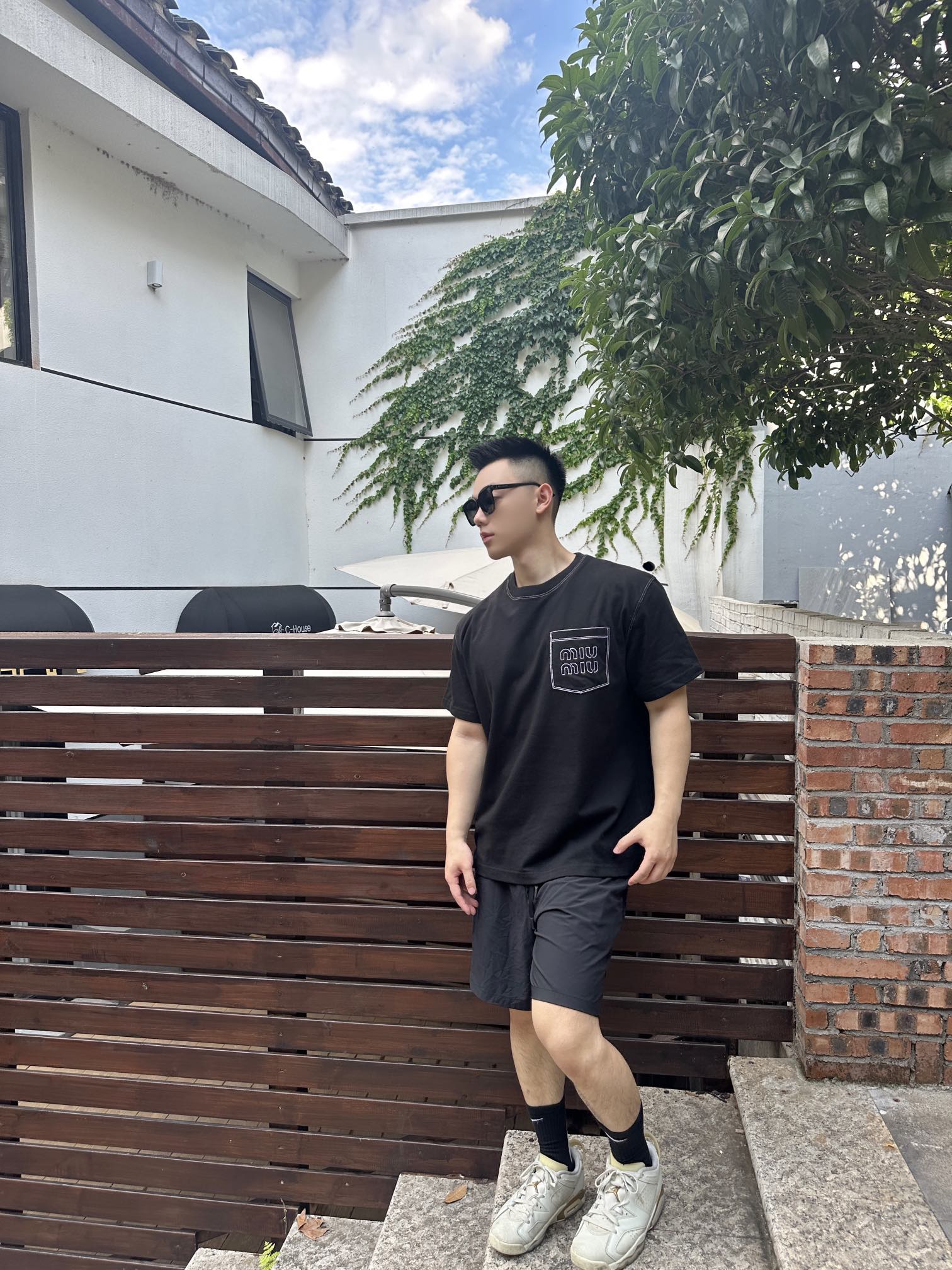 LuxluxHouse Best Quality Clothes Miu Miu T-shirt