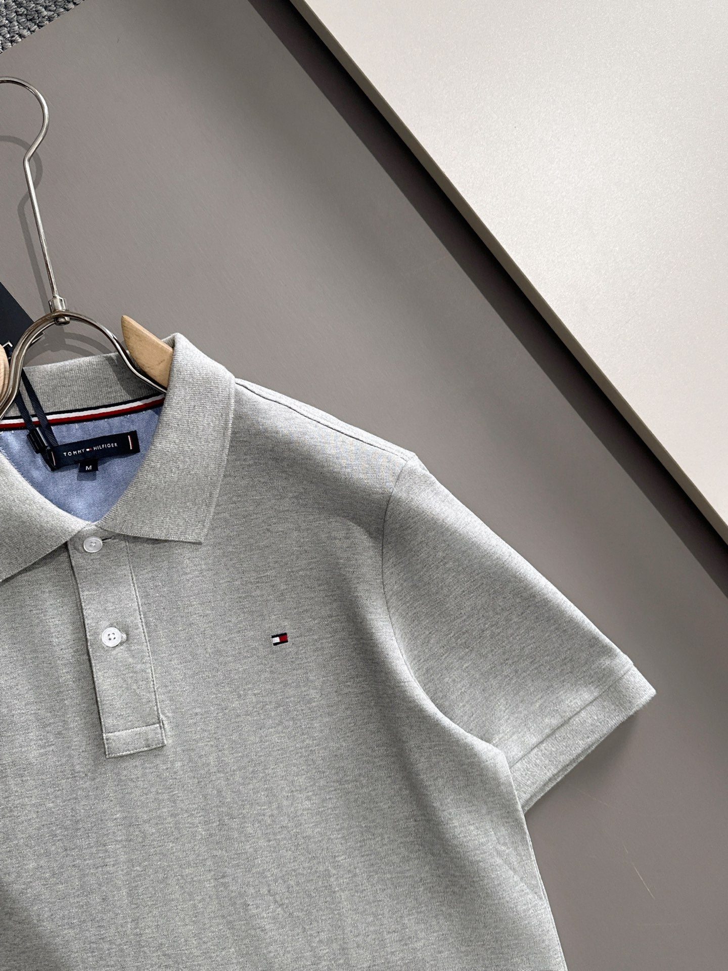 LuxluxHouse Best Quality Clothes Shirts&Polo Tommy