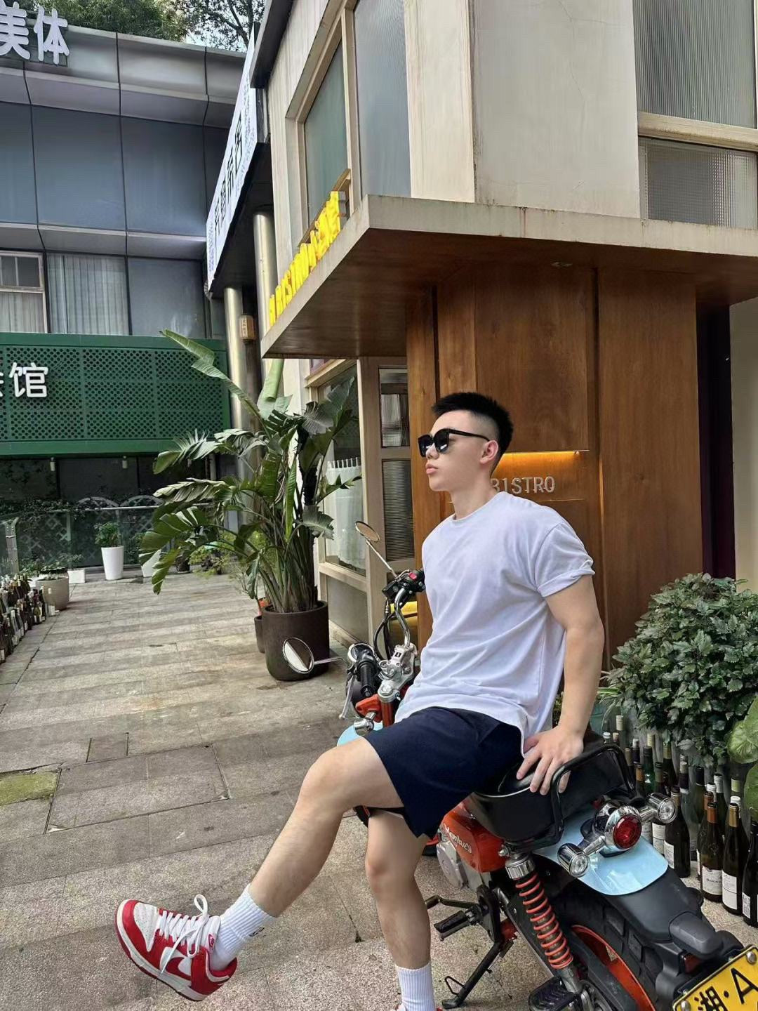 LuxluxHouse Best Quality Clothes Pants Moncler