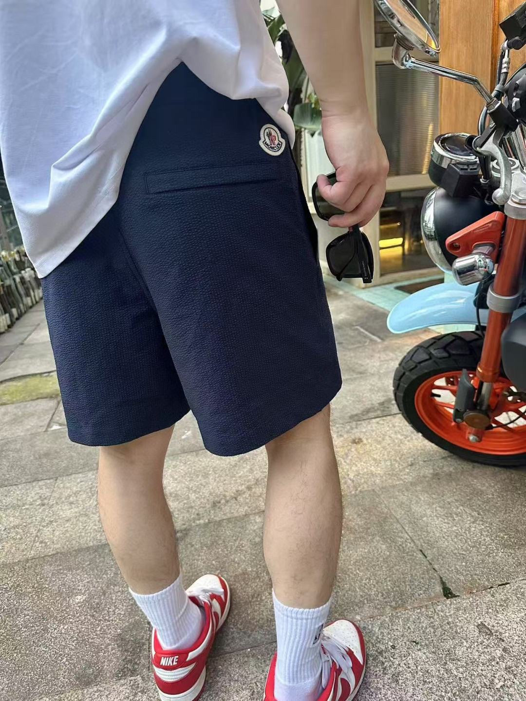 LuxluxHouse Best Quality Clothes Pants Moncler