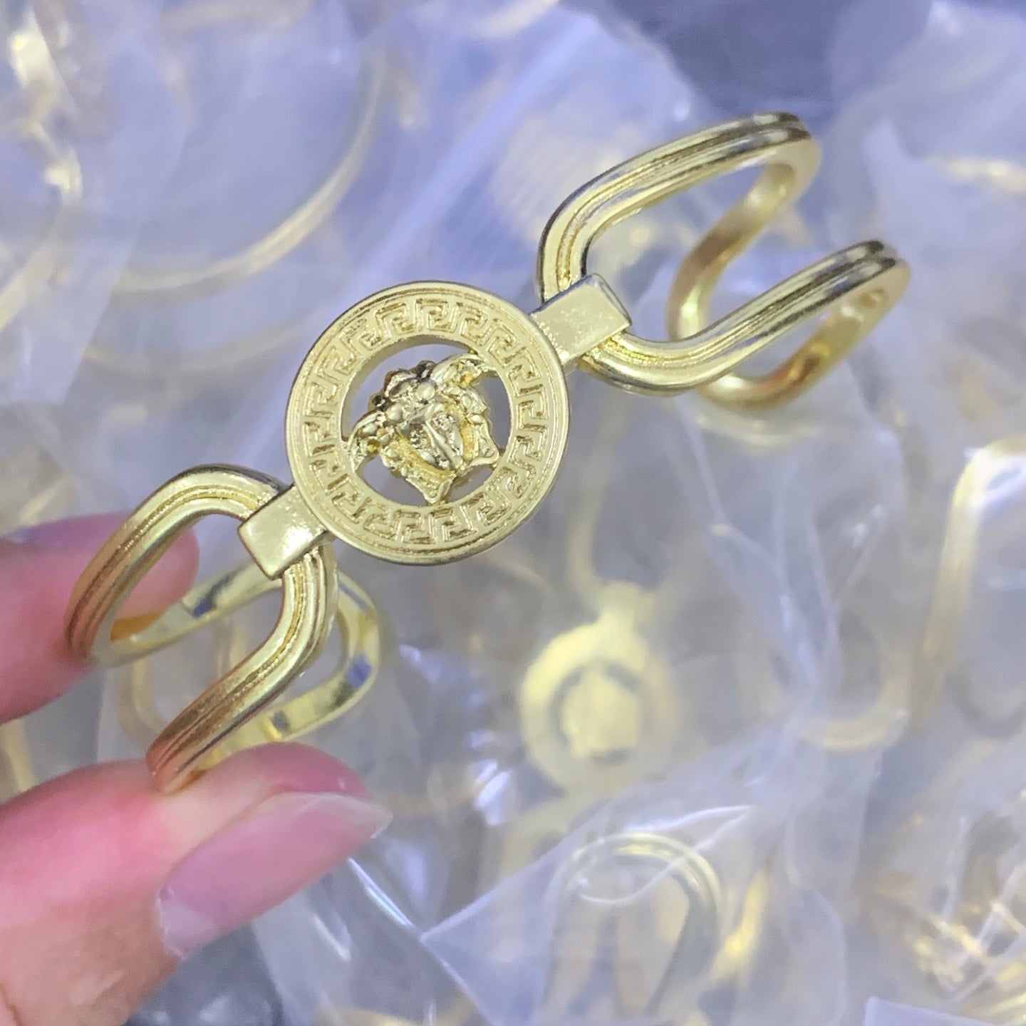 LuxluxHouse Low Price And High Quality Accessories Versace