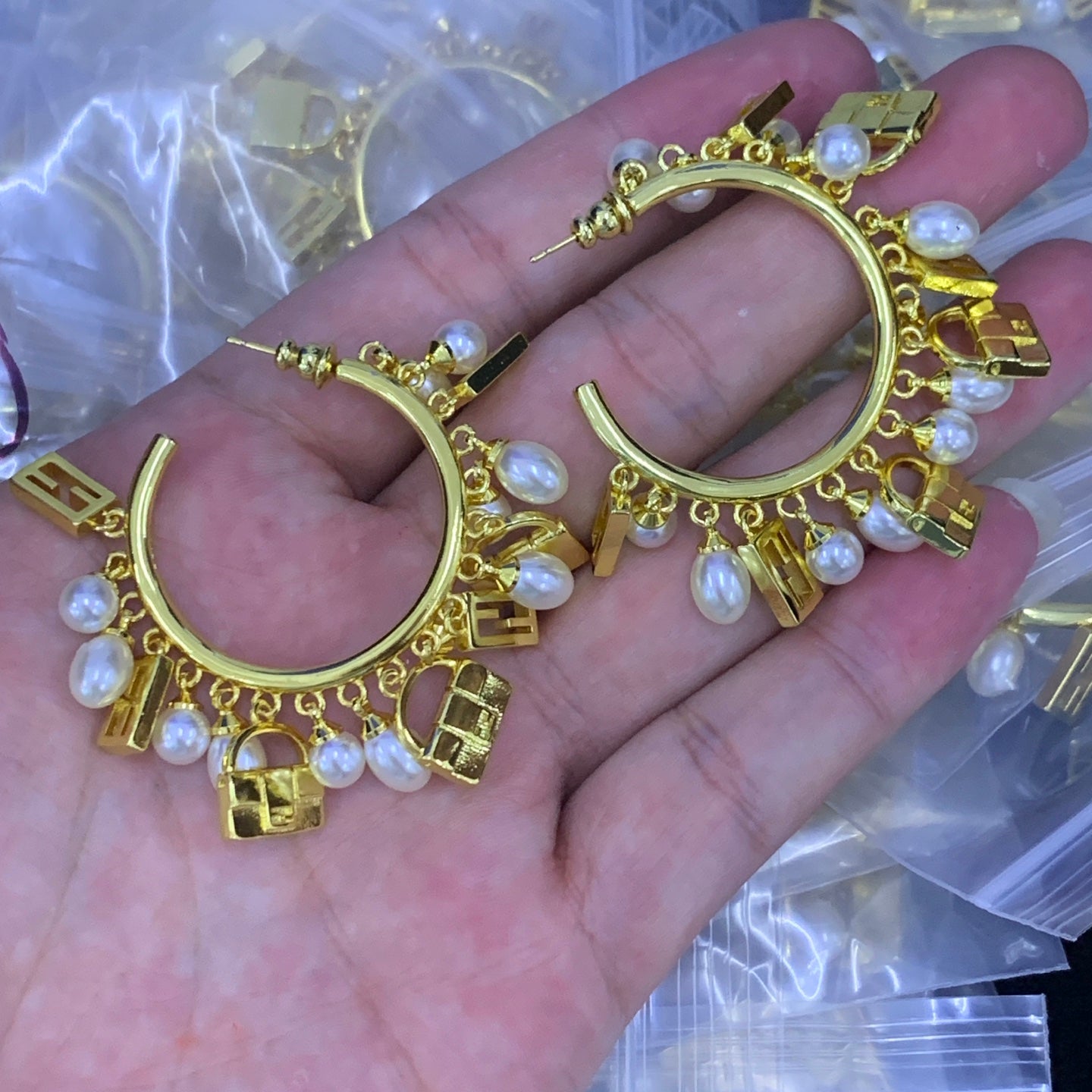 LuxluxHouse Low Price And High Quality Accessories Fendi