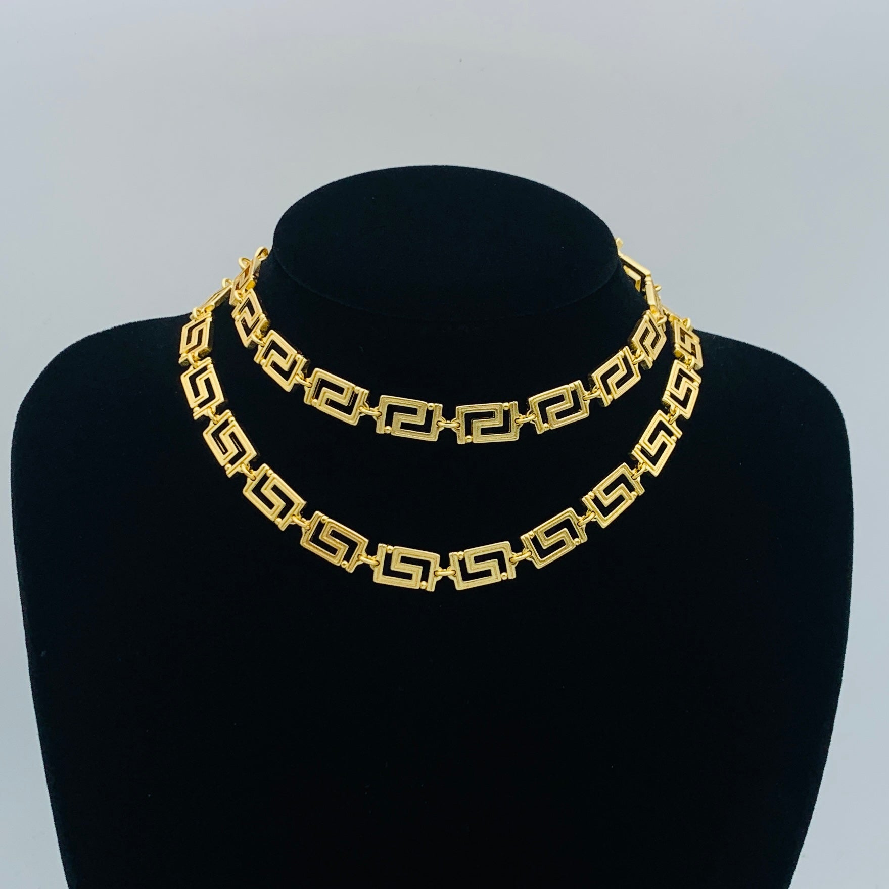 LuxluxHouse Low Price And High Quality Accessories Versace