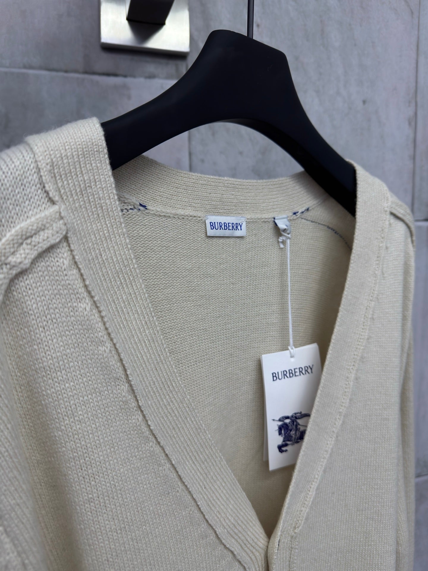 LuxluxHouse Best Quality Clothes Burberry Hoodie & Sweater