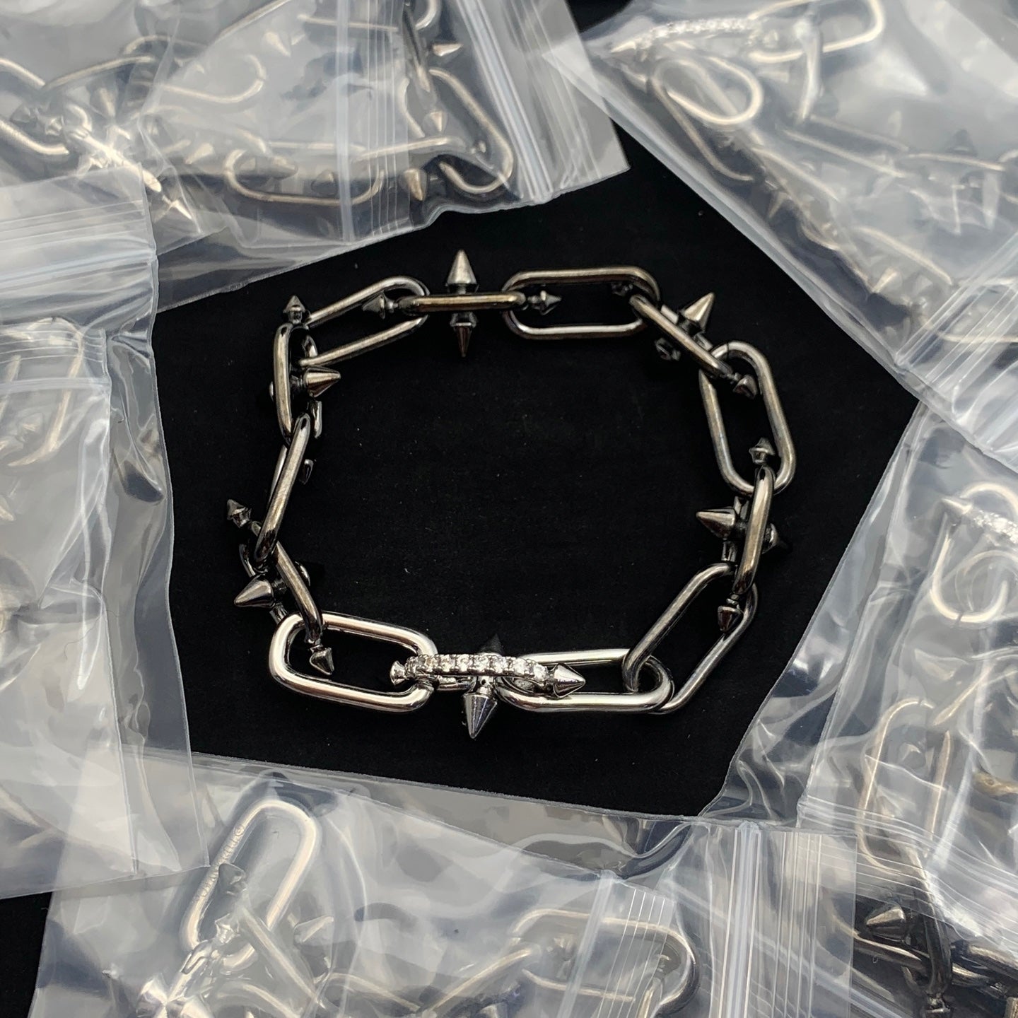 LuxluxHouse Low Price And High Quality Accessories Tiffany