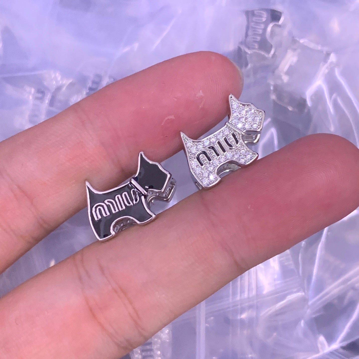 LuxluxHouse Low Price And High Quality Accessories Miu Miu