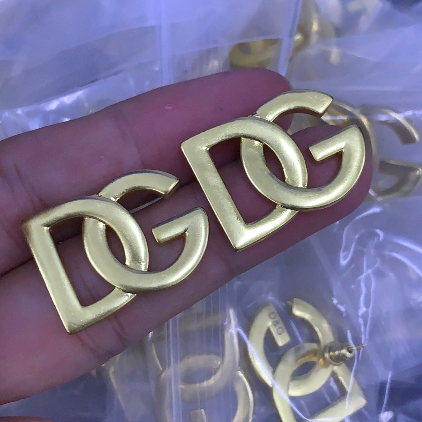 LuxluxHouse Low Price And High Quality Accessories Dolce & Gabbana