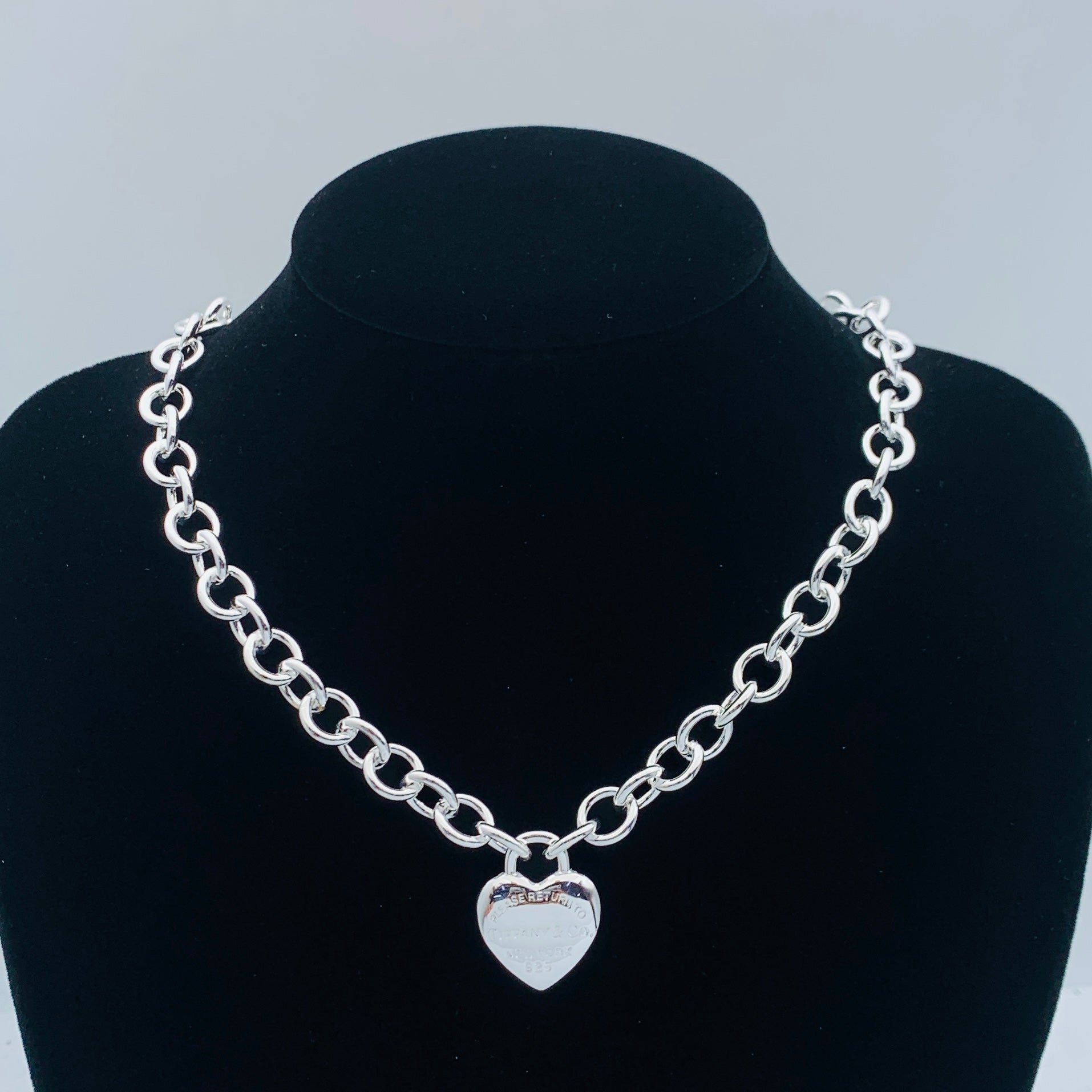 LuxluxHouse Low Price And High Quality Accessories Tiffany