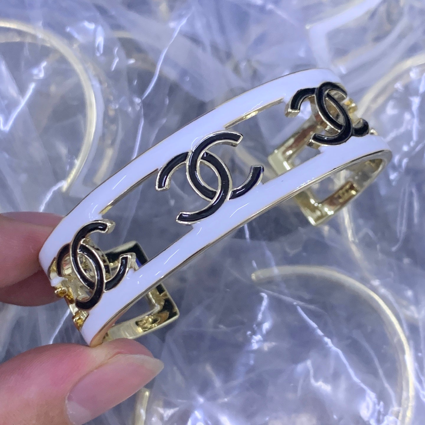 LuxluxHouse Low Price And High Quality Accessories Chanel