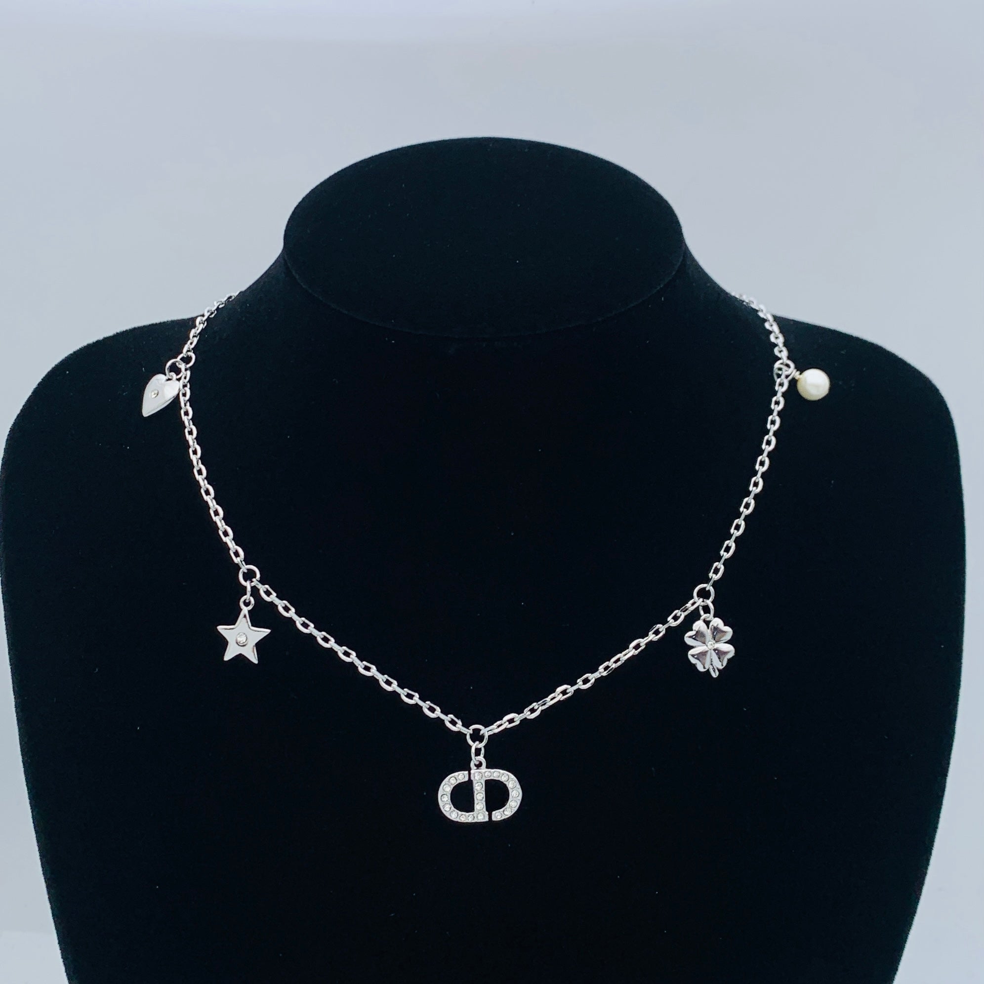 LuxluxHouse Low Price And High Quality Accessories Dior