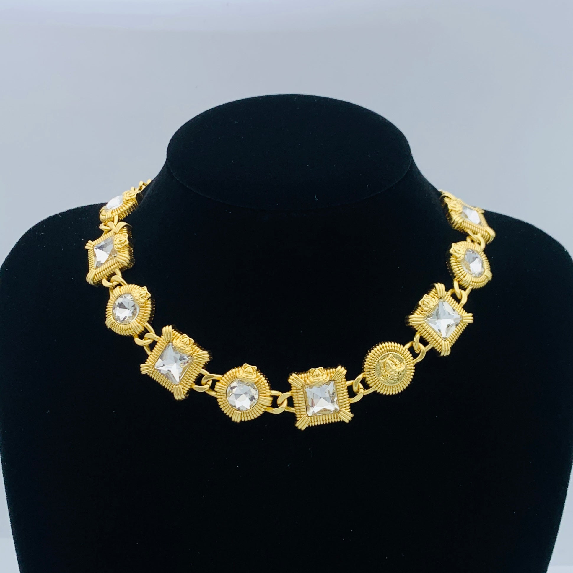 LuxluxHouse Low Price And High Quality Accessories Versace