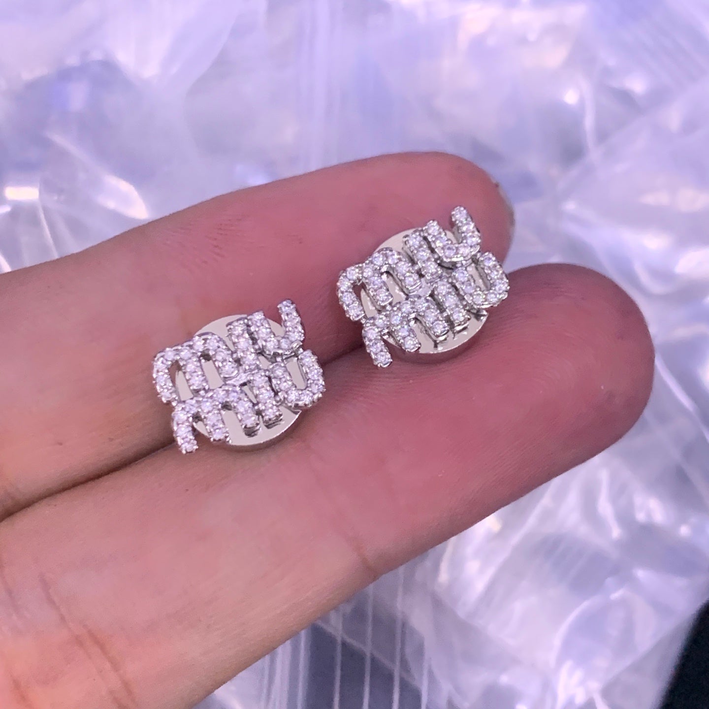 LuxluxHouse Low Price And High Quality Accessories Miu Miu