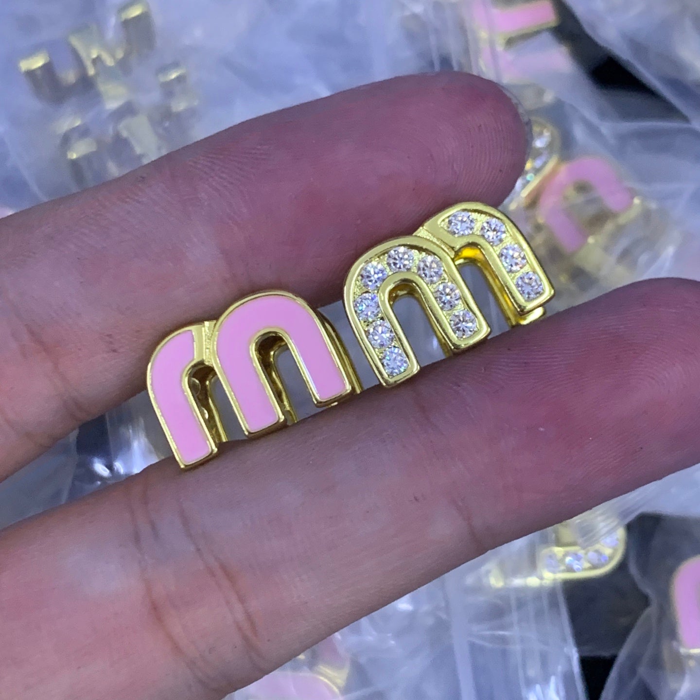 LuxluxHouse Low Price And High Quality Accessories Miu Miu