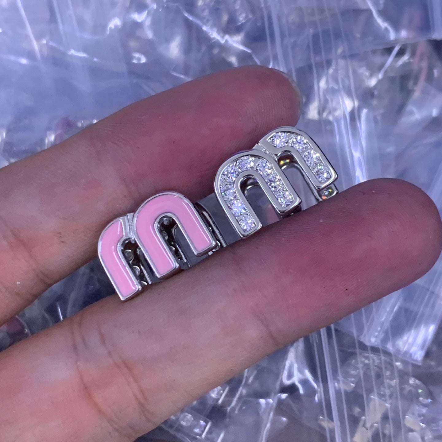 LuxluxHouse Low Price And High Quality Accessories Miu Miu