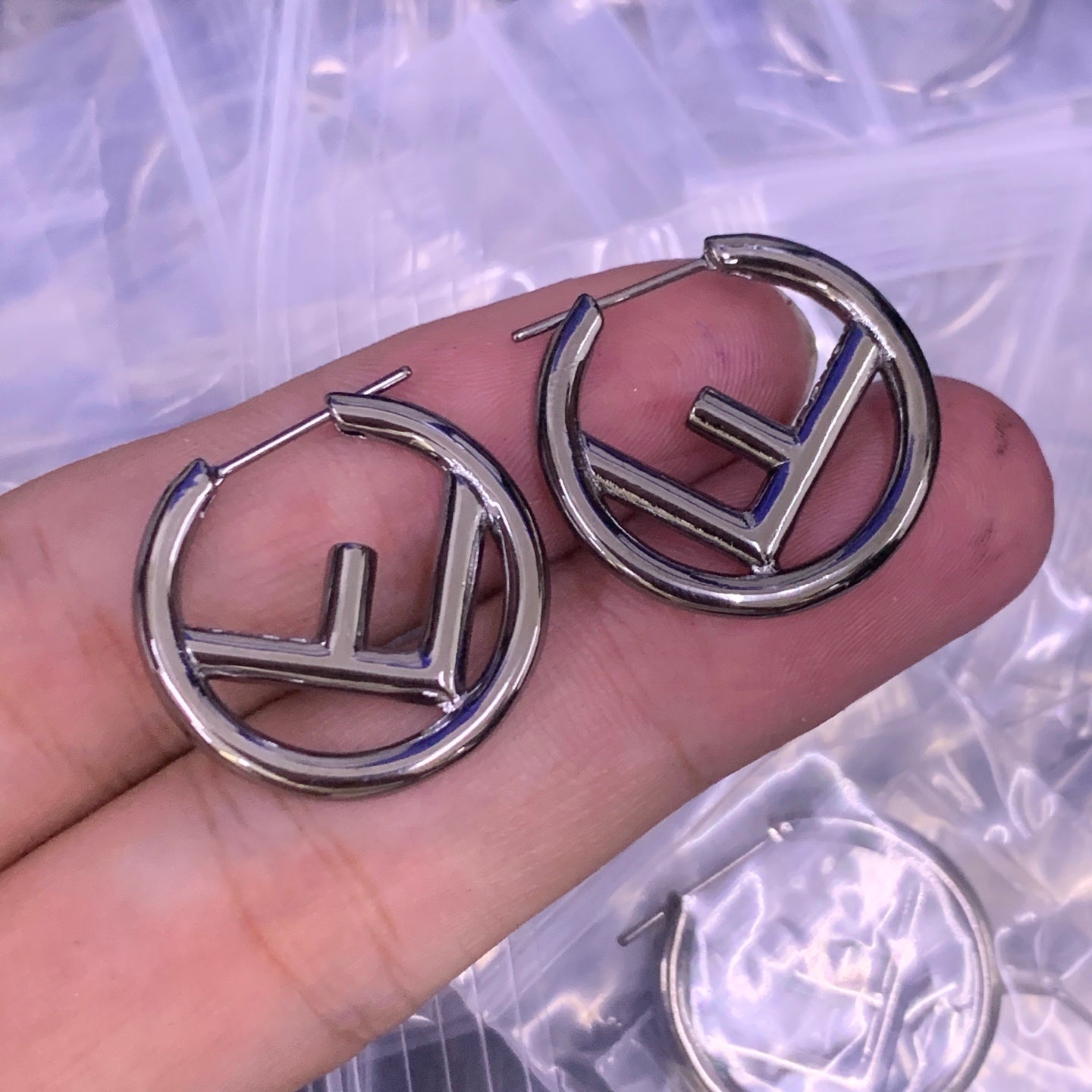 LuxluxHouse Low Price And High Quality Accessories Fendi