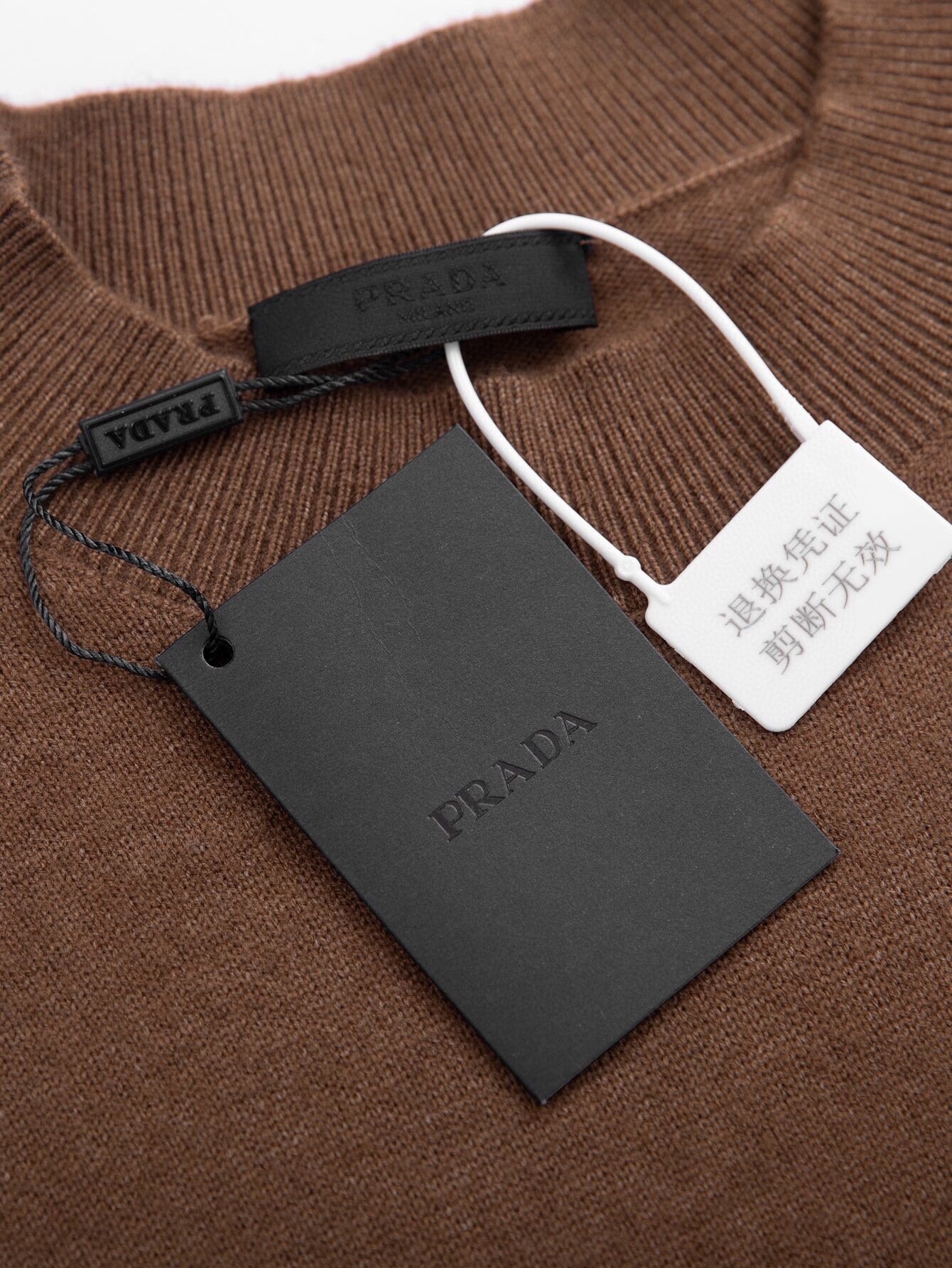 LuxluxHouse Best Quality Clothes Hoodie & Sweater Prada