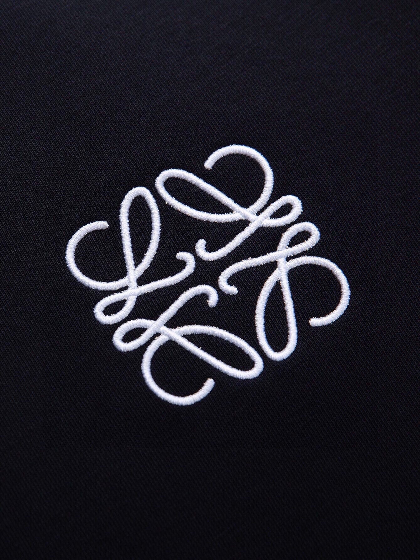LuxluxHouse Best Quality Clothes Hoodie & Sweater Loewe