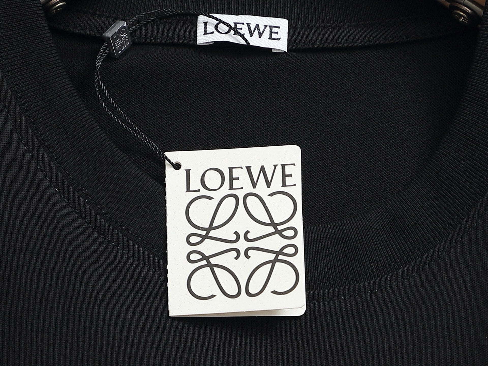 LuxluxHouse Best Quality Clothes T-shirt Loewe