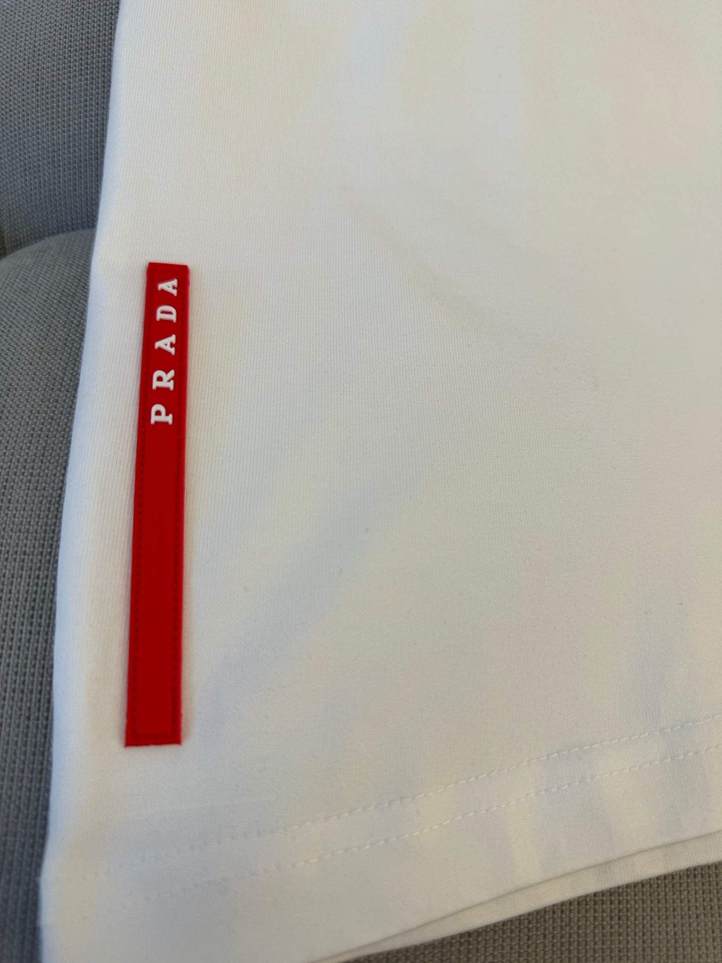 LuxluxHouse Best Quality Clothes T-shirt Prada