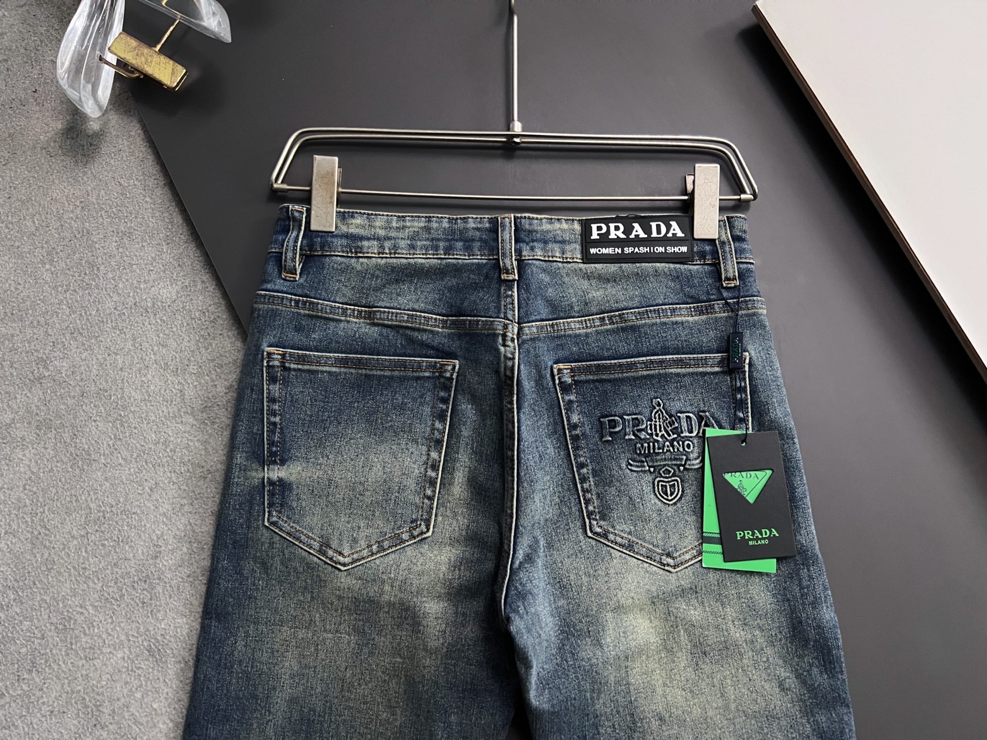 LuxluxHouse Best Quality Clothes Pants Prada