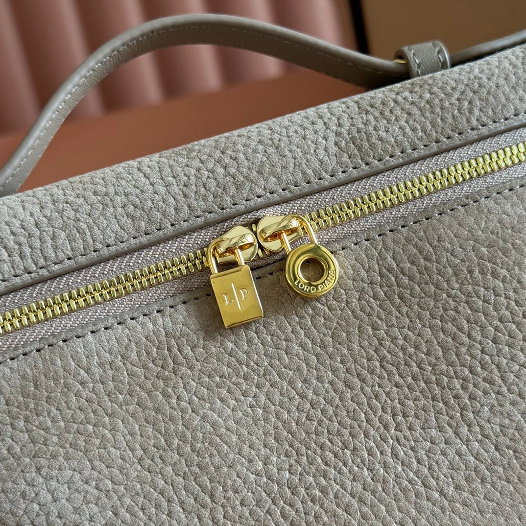 LuxluxHouse Best Quality Bags Loro Piana Women