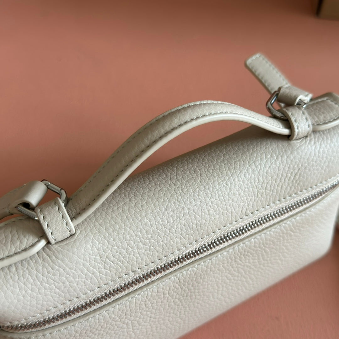 LuxluxHouse Best Quality Bags Loro Piana Women
