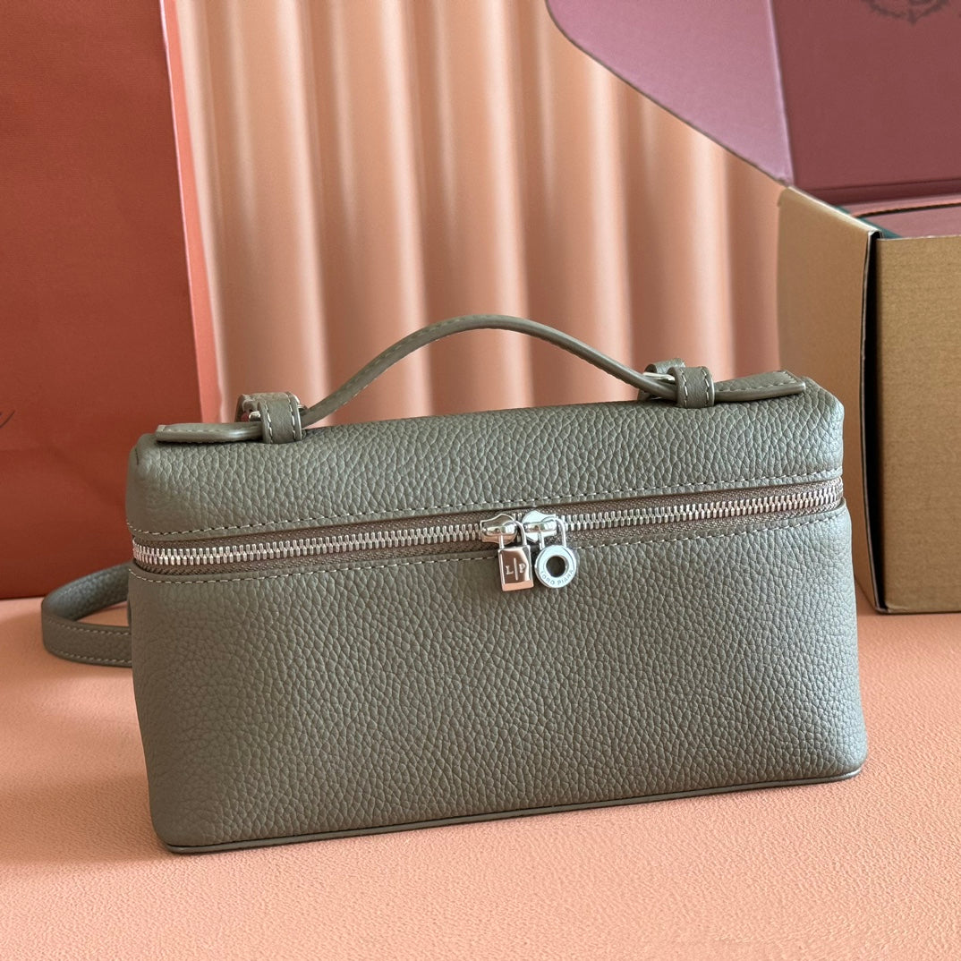 LuxluxHouse Best Quality Bags Loro Piana Women