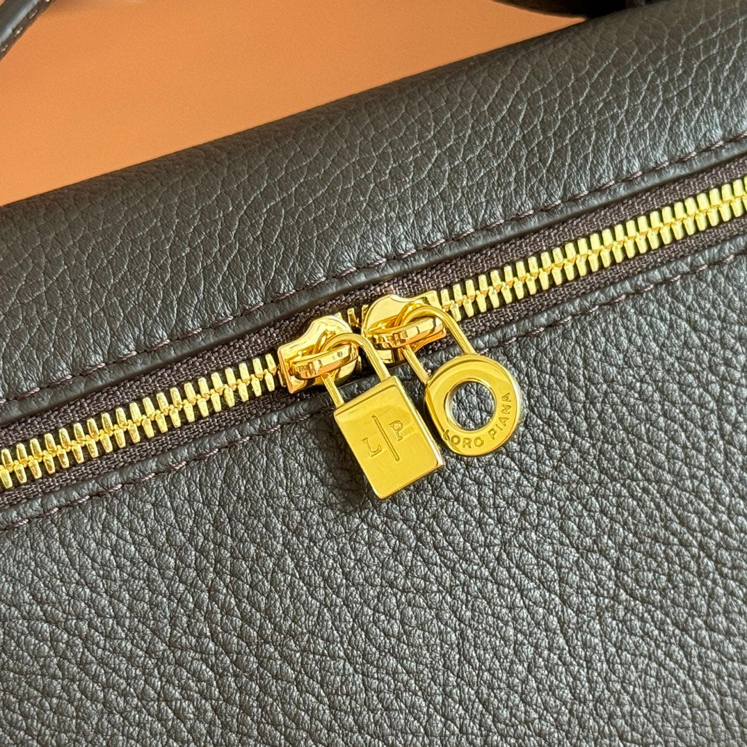 LuxluxHouse Best Quality Bags Loro Piana Women