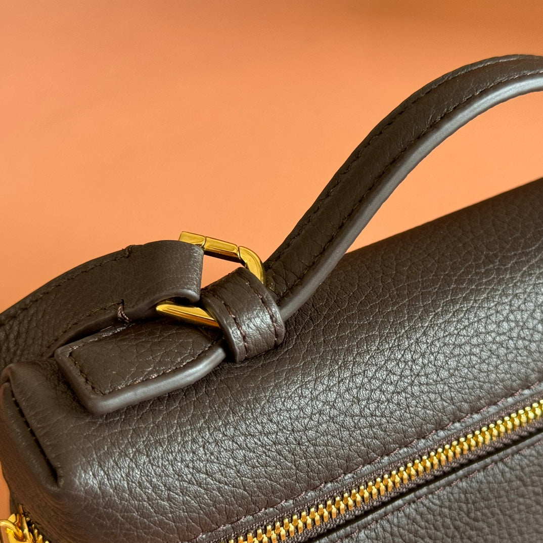 LuxluxHouse Best Quality Bags Loro Piana Women