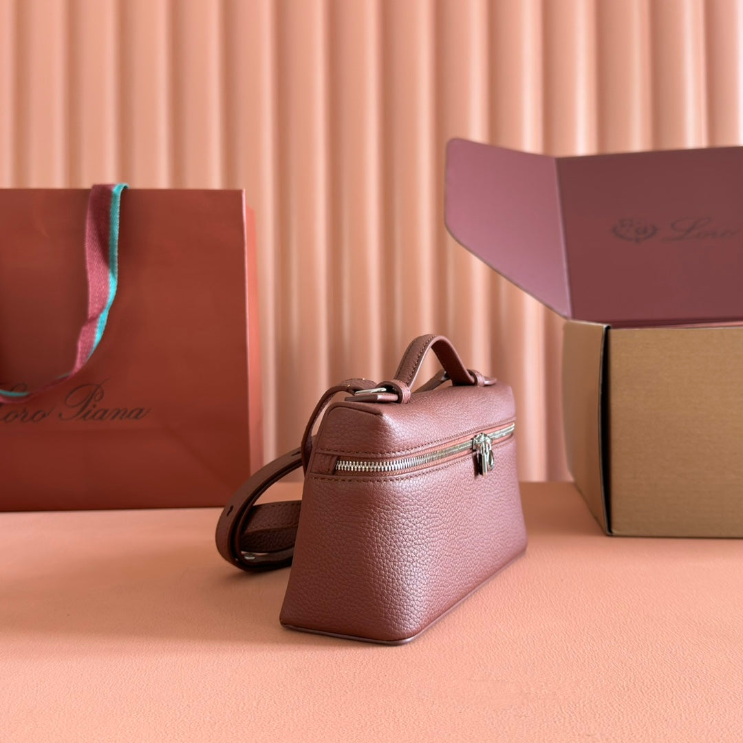 LuxluxHouse Best Quality Bags Loro Piana Women
