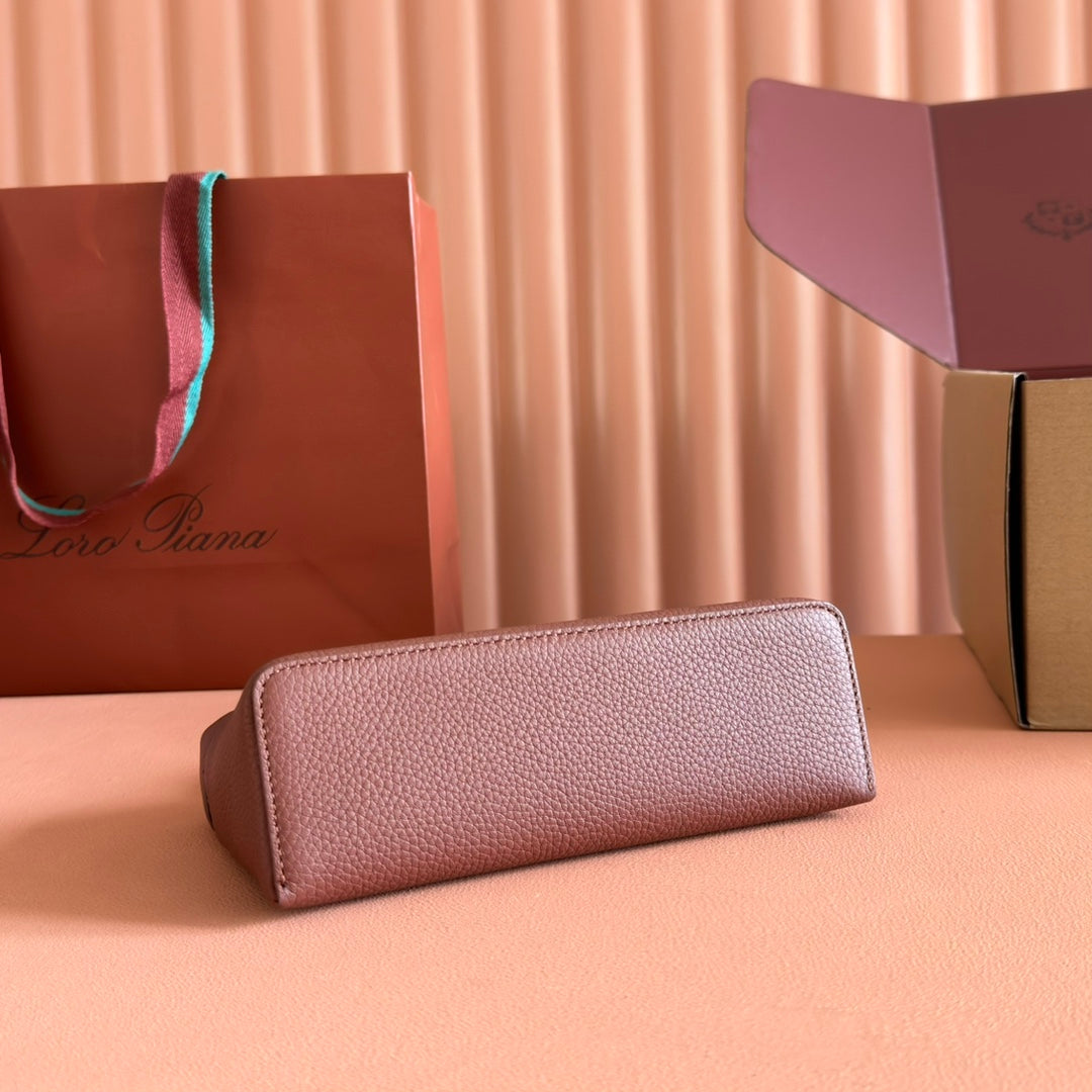 LuxluxHouse Best Quality Bags Loro Piana Women