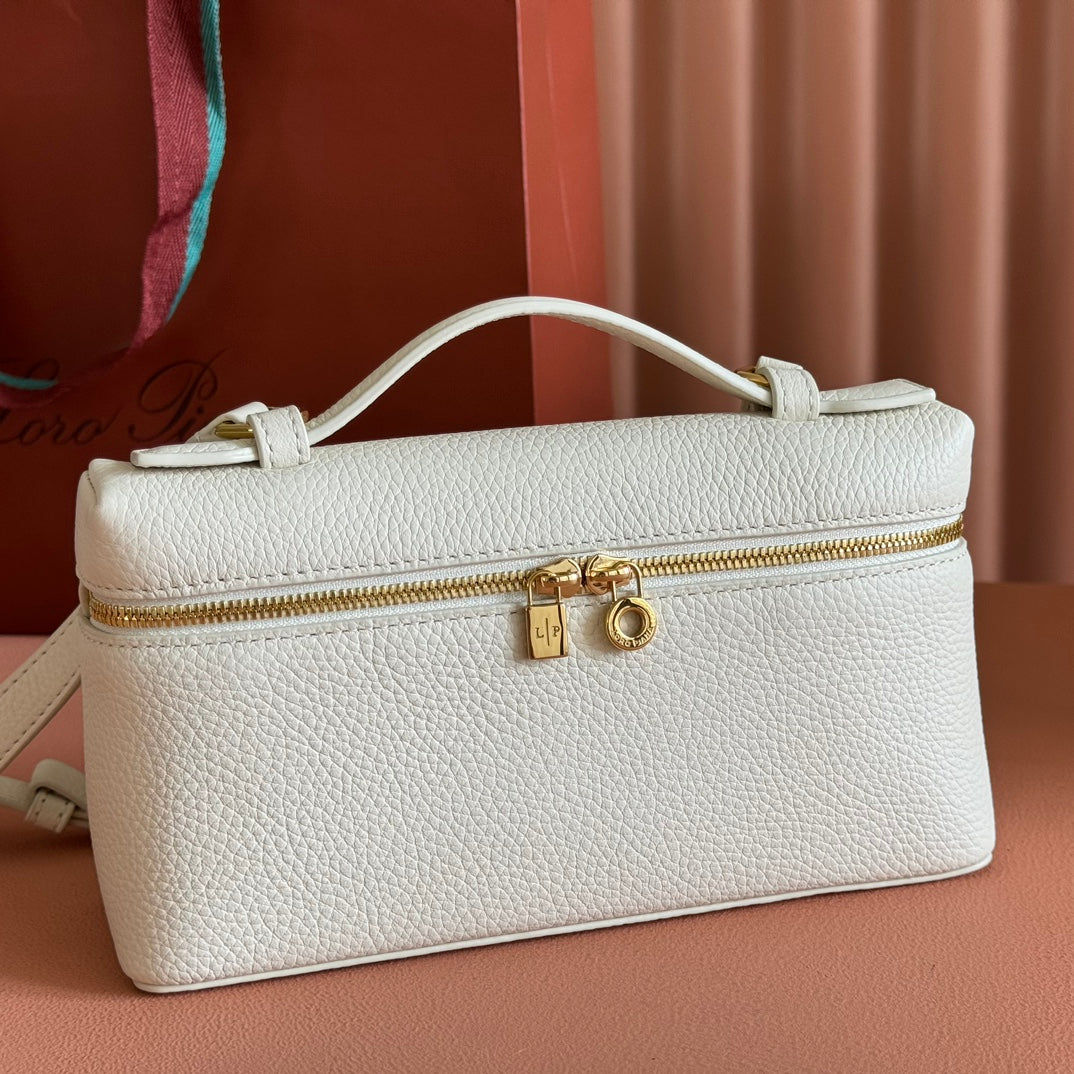 LuxluxHouse Best Quality Bags Loro Piana Women