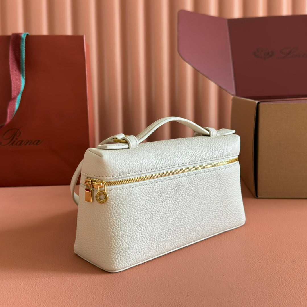 LuxluxHouse Best Quality Bags Loro Piana Women