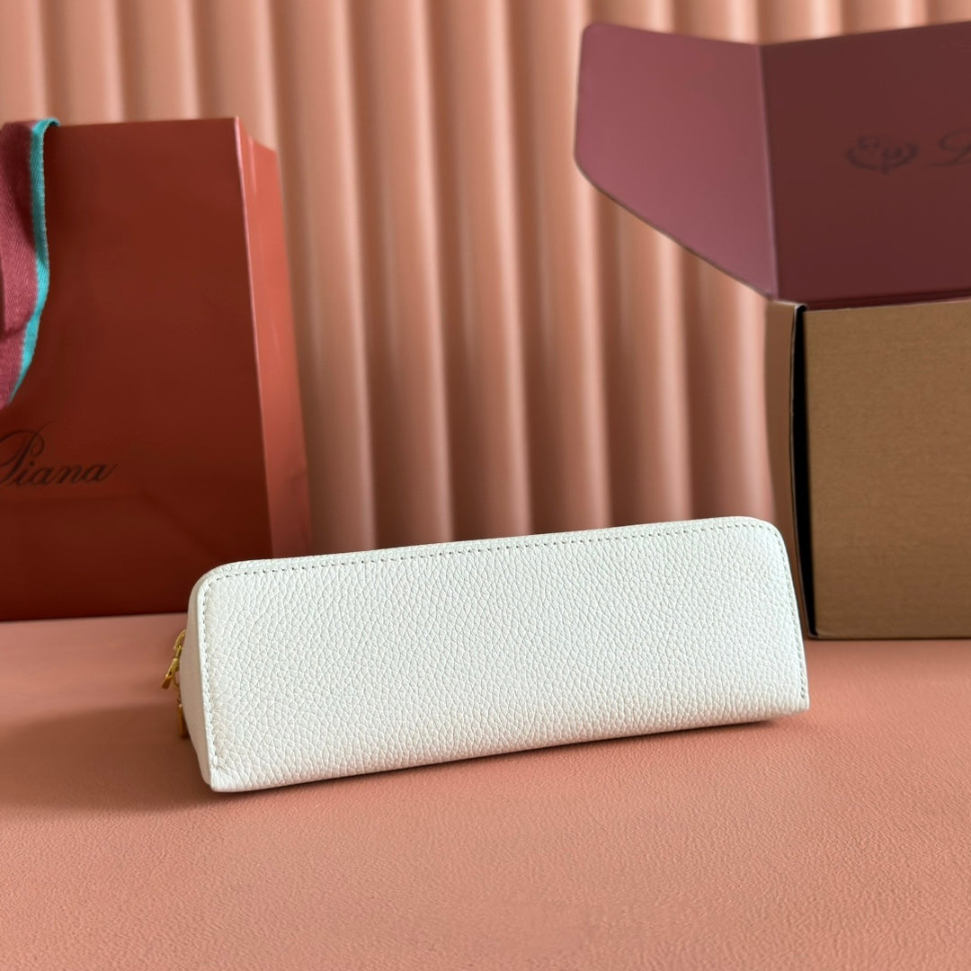 LuxluxHouse Best Quality Bags Loro Piana Women